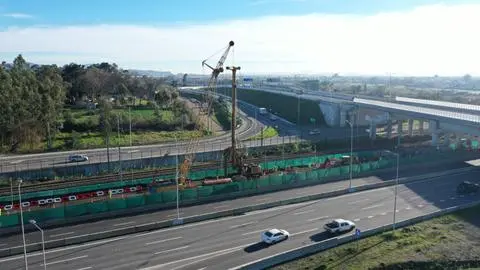 Comienza instalación de pilotes en ramales que conectarán Puente Industrial con Ruta 160: proyectan que en junio de 2027 la obra esté terminada