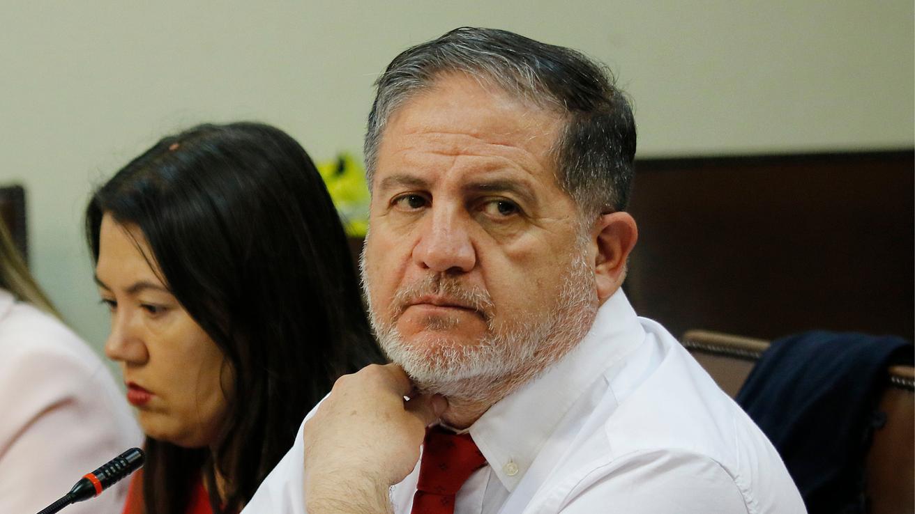 Diputado Arroyo cree que ex ministro Nicolás Grau podría salvarse de la acusación constitucional en el Senado