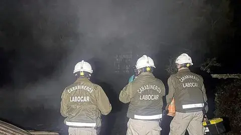 Imagen de Las sospechas del senador Fidel Espinoza por el incendio que arrasó con su casa en Puerto Montt