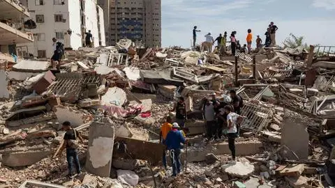 Imagen de Suben a 589 los muertos en Venezuela por doble terremoto y aterrizan las primeras brigadas de ayuda