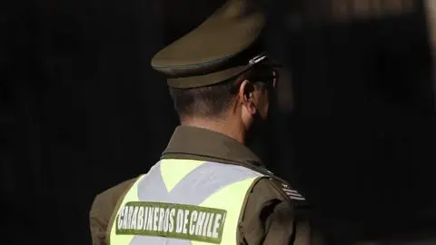 Imagen de Persecución con disparos termina con delincuente detenido tras robar vehículo e intentar atropellar a carabinero