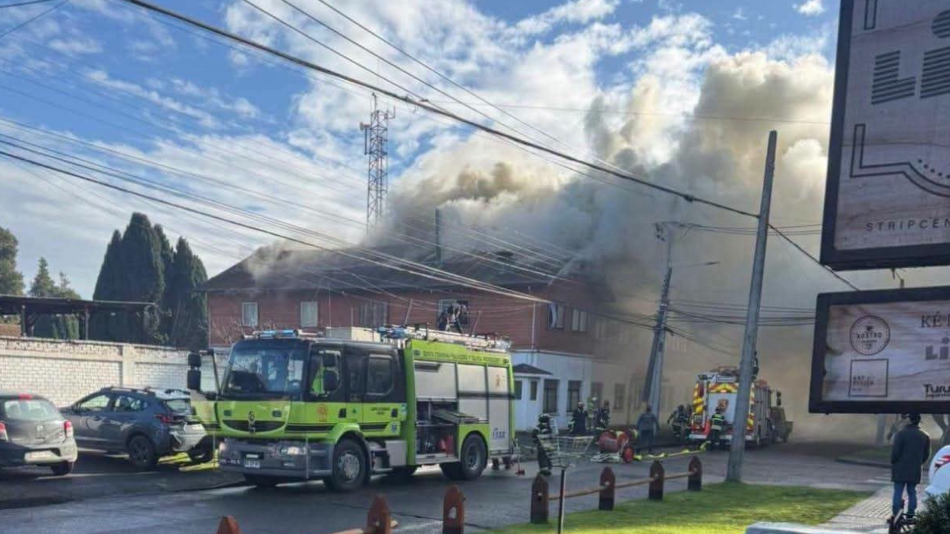 Incendio afecta a dependencias del Regimiento Arauco en Osorno: Bomberos declara segunda alarma