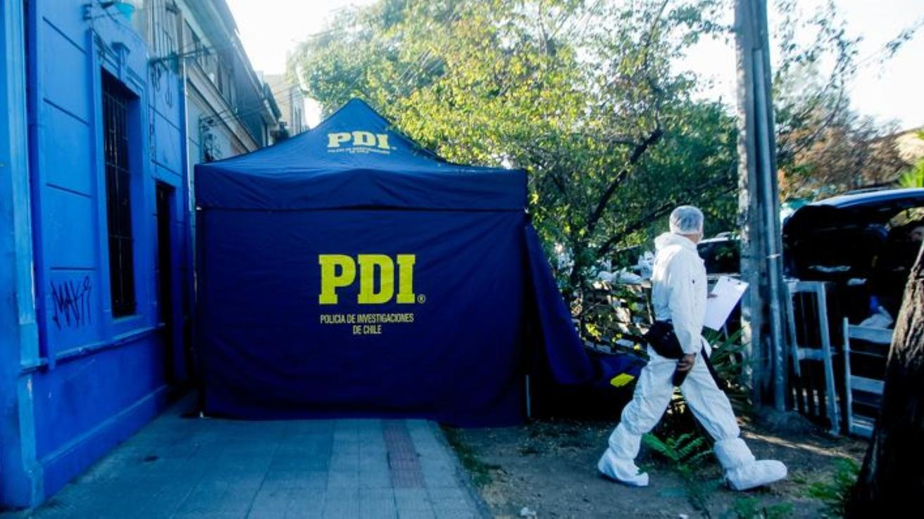 Hombre en situación de calle muere tras brutal ataque con piedra y arma blanca: Autor está prófugo tras crimen en San Bernardo