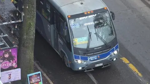 Conductores de buses Riviera Biobío inician paro acusando presuntos descuentos en subsidios estatales