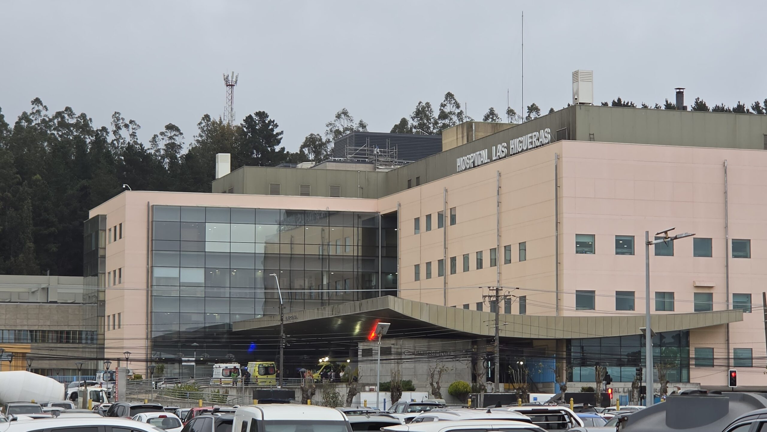 Marinos mercantes llegan a Talcahuano y consultan por sospechoso caso con fiebre hemorrágica: Activan protocolo de aislamiento en Hospital Higueras