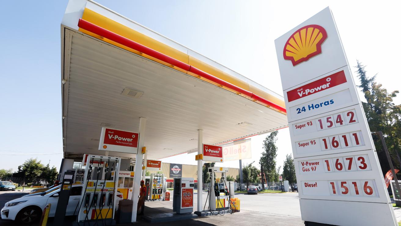 Baja de gasolina en podría superar los $100 en julio: Quiroz anticipa caída en precio de combustibles