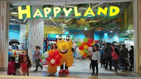 Un Happyland más grande y el aterrizaje de pizzería para niños acompañarán la renovación del Mall del Trébol de Talcahuano