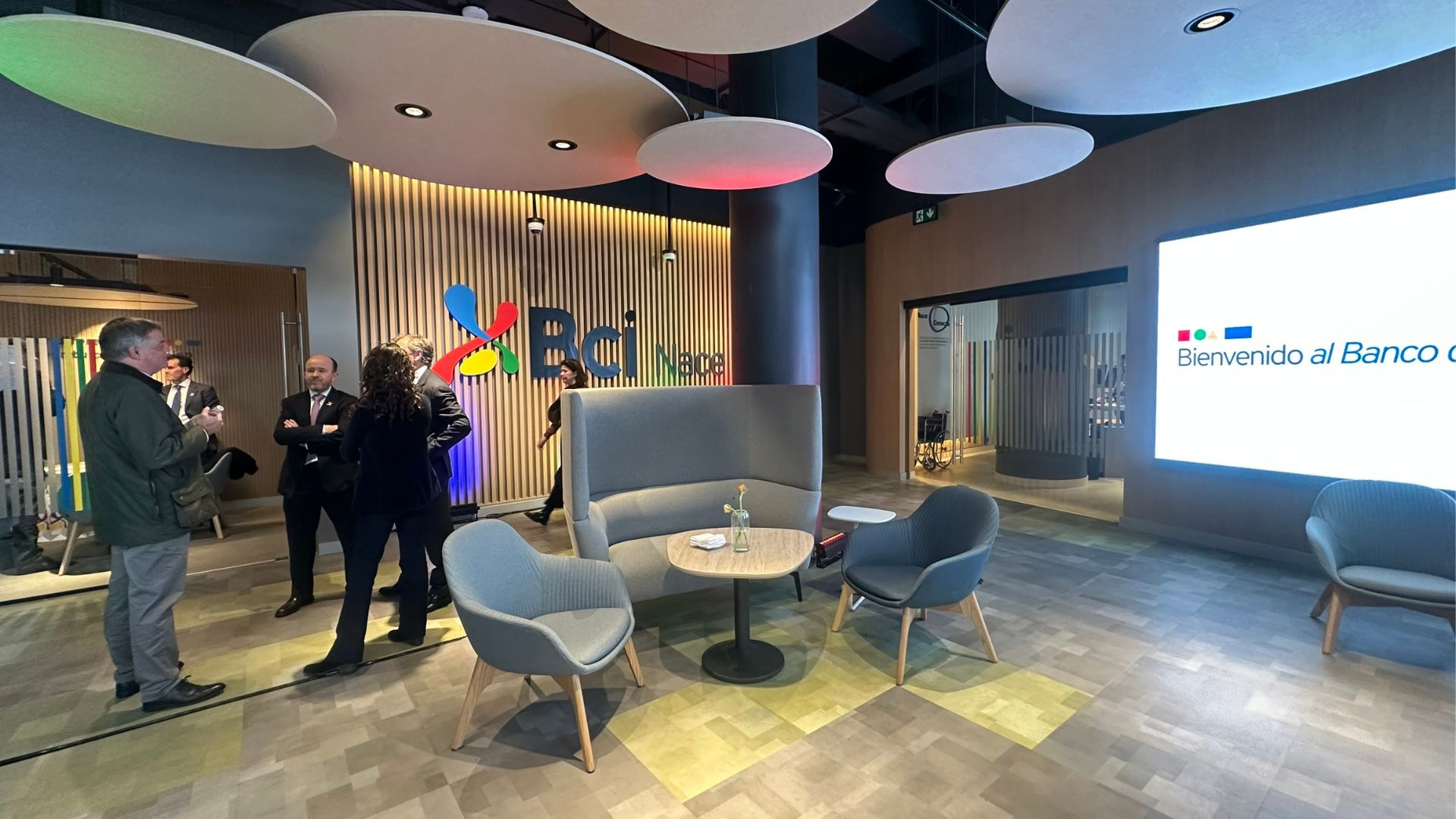 Bci inaugura cowork para emprendedores en el centro de Concepción que no exige ser cliente