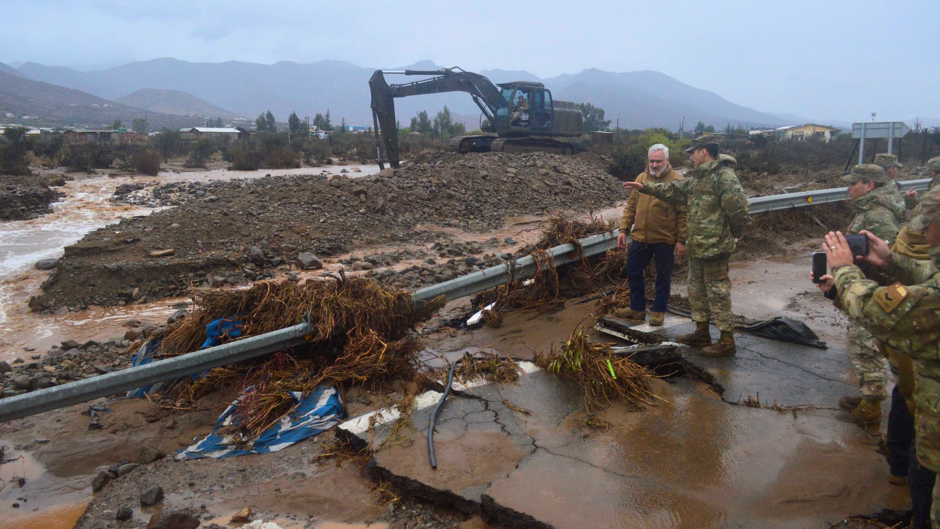 Cuatro desaparecidos entre Atacama y Coquimbo en medio del sistema frontal: “Lo que llueve en un mes, llovió en una hora”