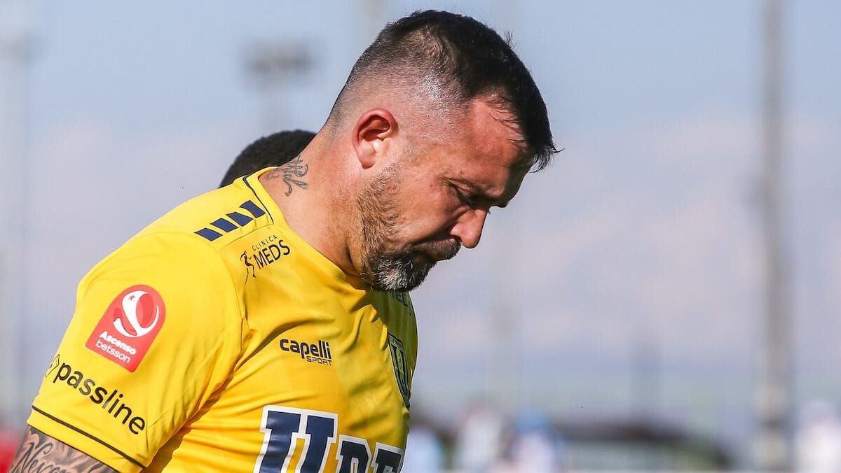 ¡Más problemas en el fútbol chileno! Universidad de Concepción se queda sin debut en Primera B