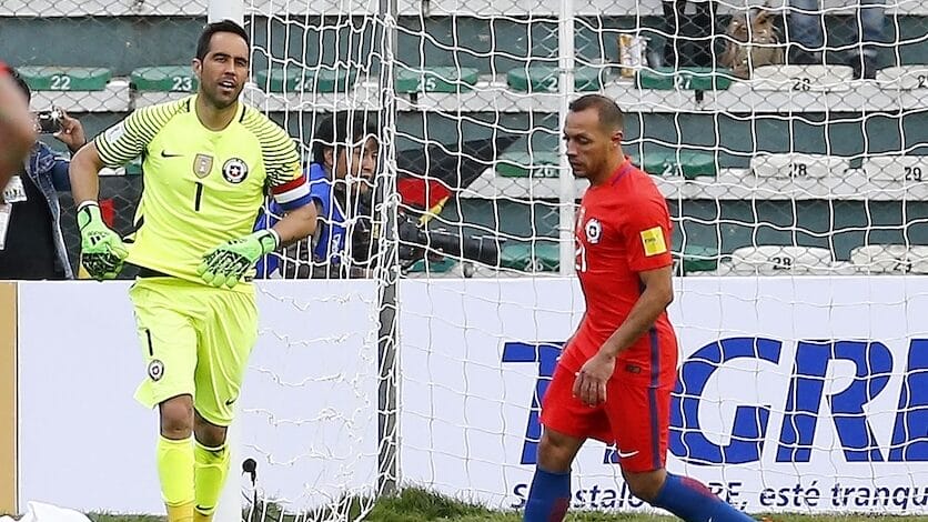 Ricardo Gareca realiza poderosa revelación: tiene considerado a Claudio Bravo y Marcelo Díaz en La Roja