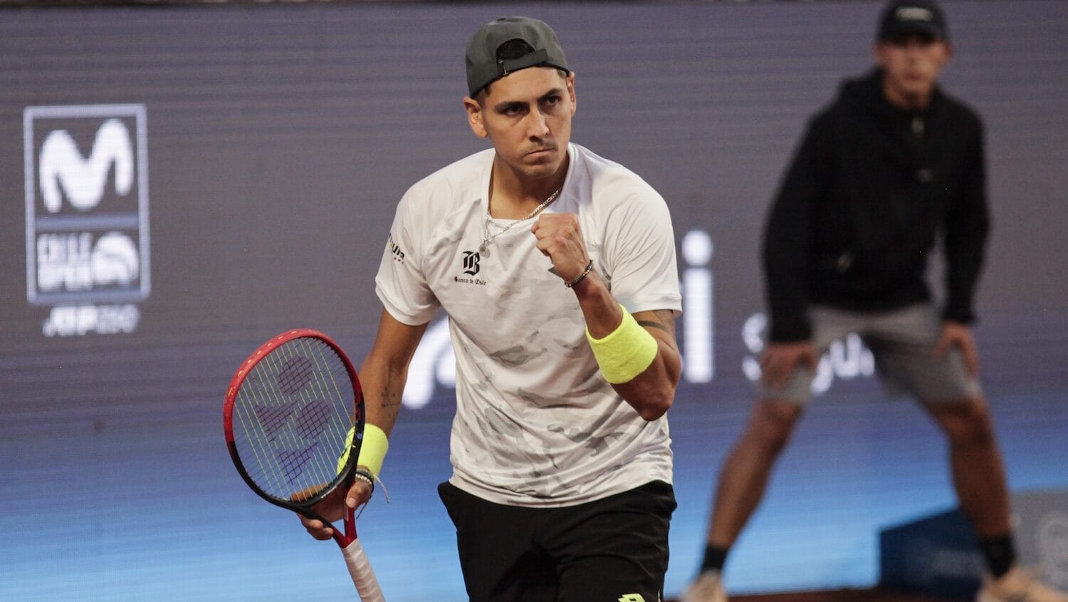 Celebra el tenis chileno: Alejandro Tabilo debuta con el pie derecho en el Masters 1.000 de Montecarlo