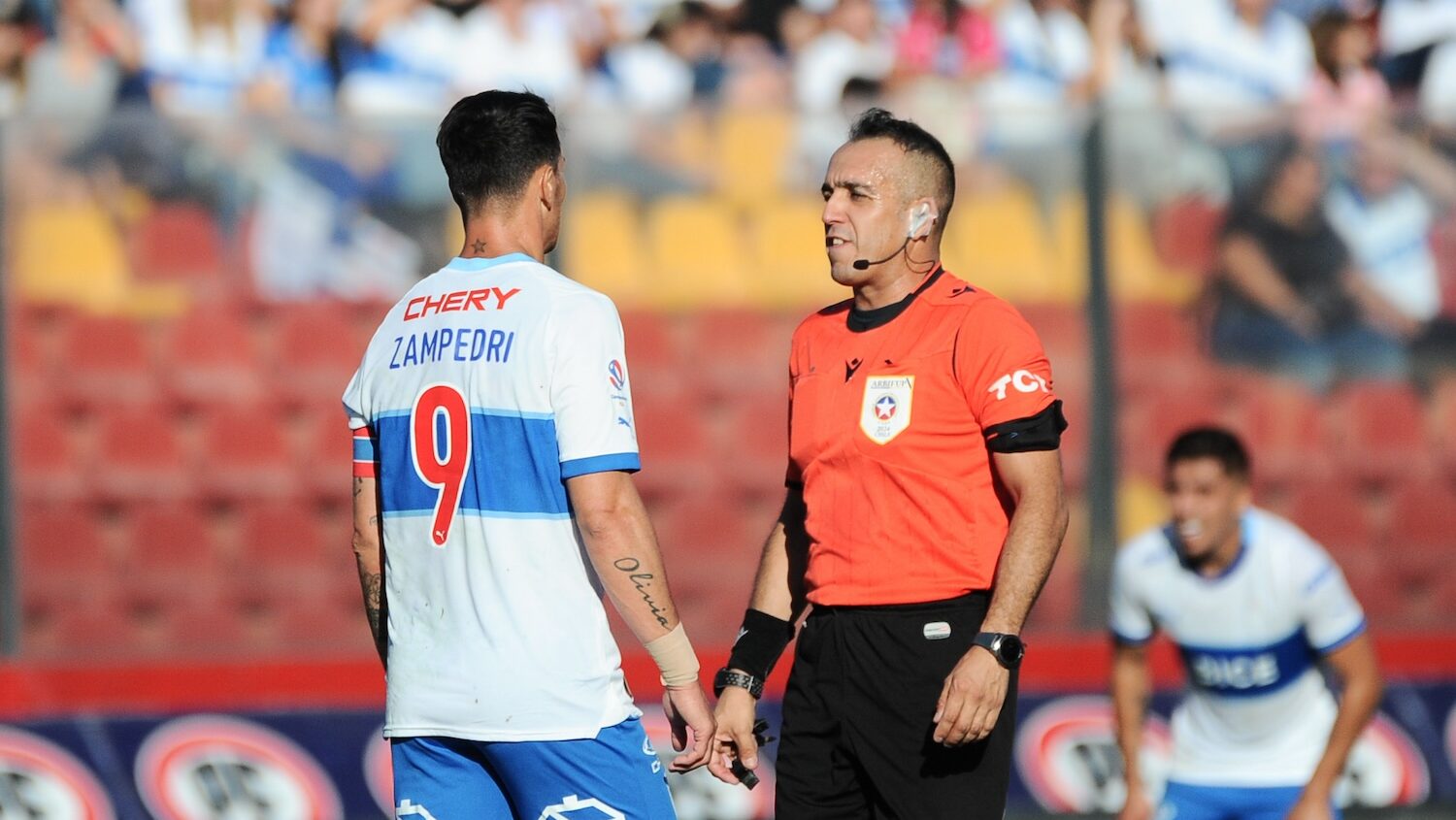 Fernando Zampedri advierte a los árbitros del clásico entre la UC y Colo-Colo: “Que no jueguen para un solo lado”