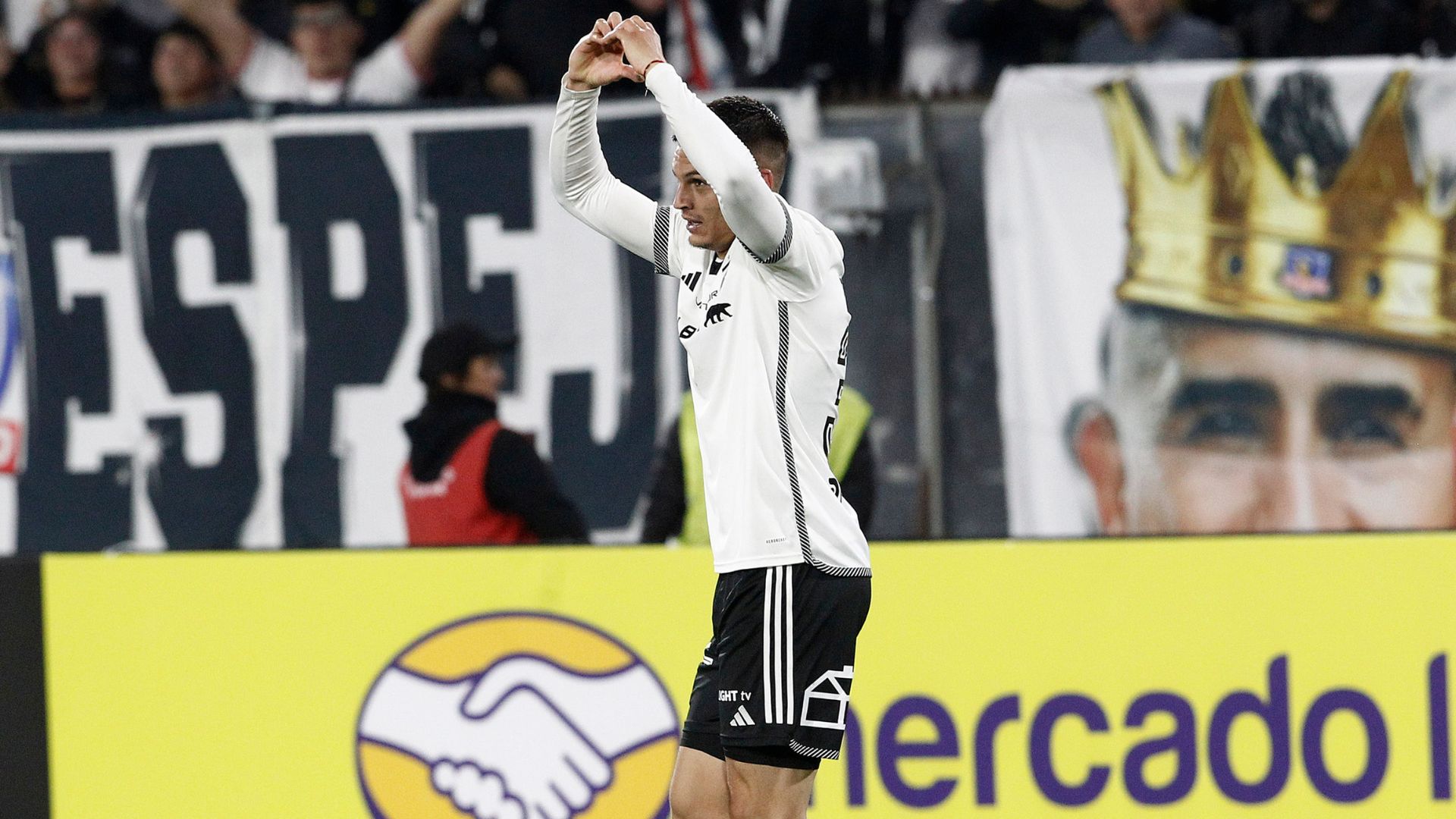 Cepeda lo salvó en el final: Colo-Colo ganó en su debut por Copa Libertadores con un gol en la agónía