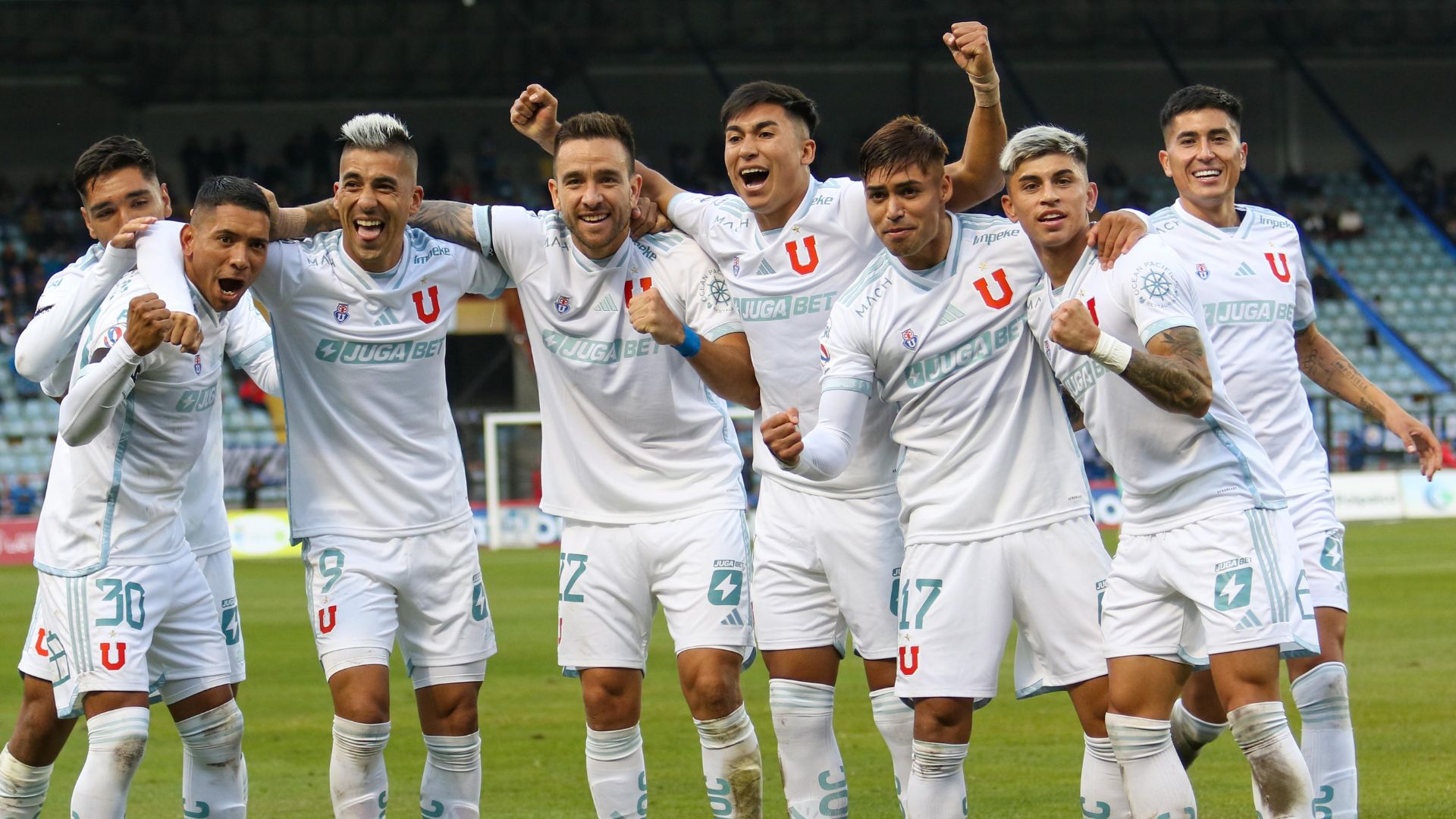 Sigue invicto y líder del torneo: Universidad de Chile venció cómodamente a Huachipato en el CAP