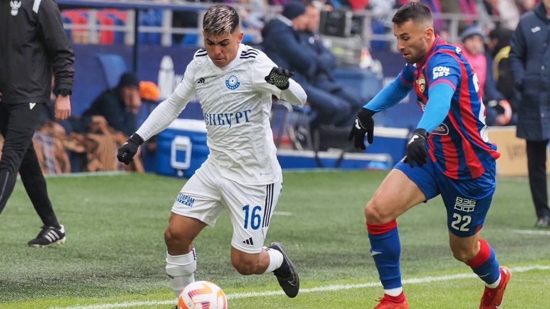 El millonario monto que recibirá Colo-Colo gracias a que Jordhy Thompson al fin enmendó el camino en Europa