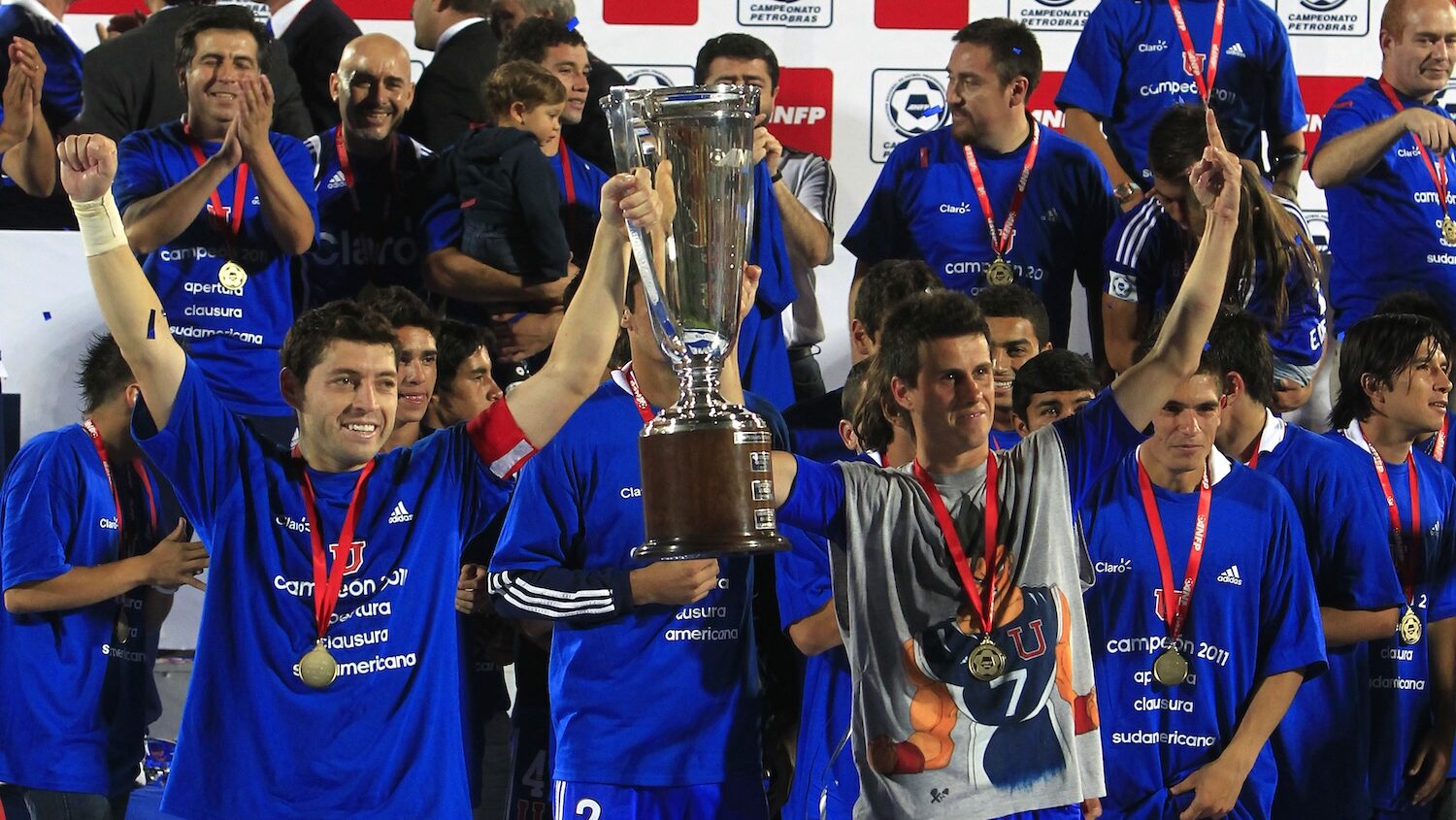 Ídolo de Universidad de Chile se ilusiona con el esquivo título en el fútbol chileno: “Veo al equipo con buen futuro”