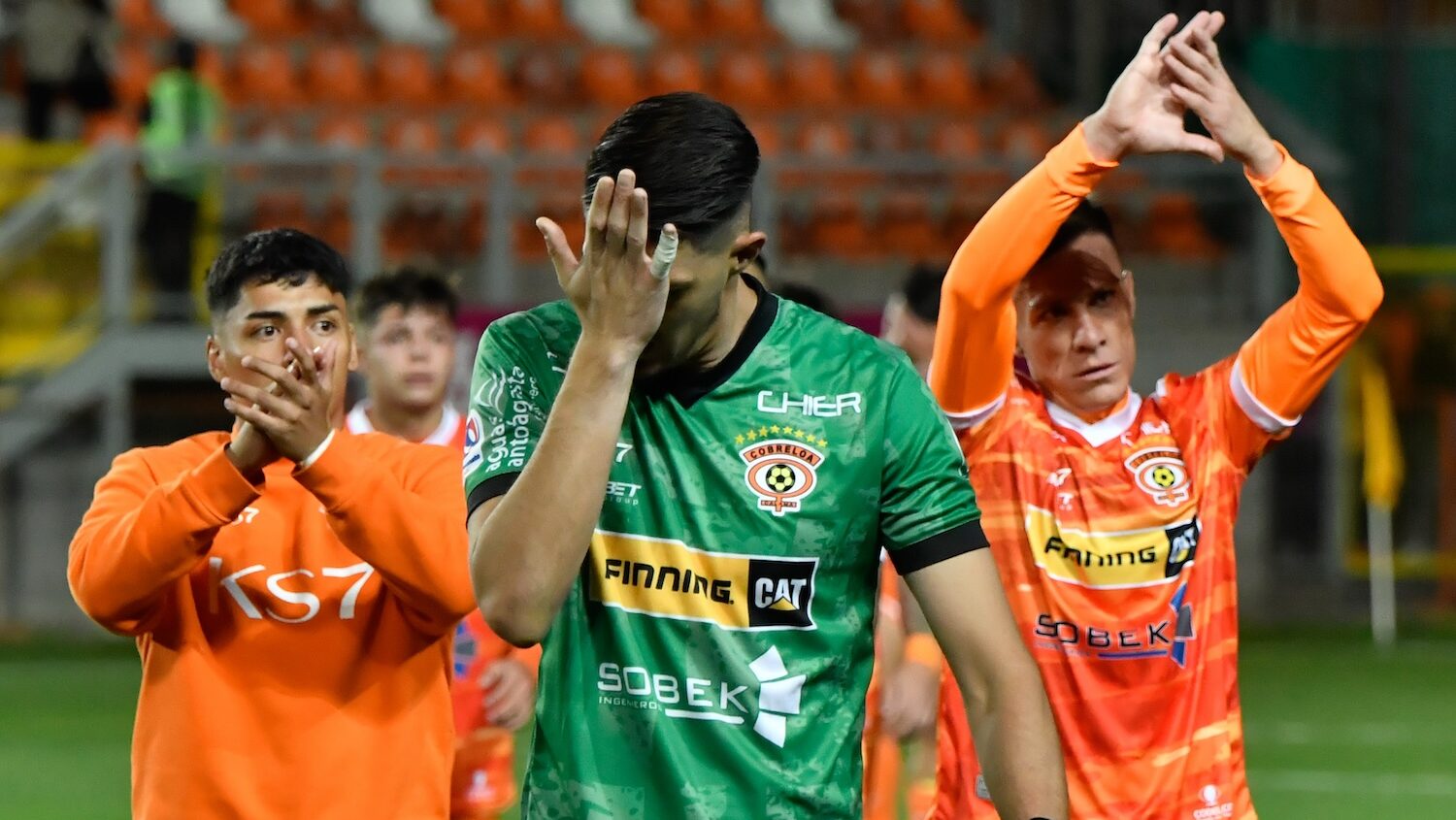 Hinchas de Cobreloa enloquecen con la decisión de los dirigentes sobre el nuevo técnico para salvar la crisis