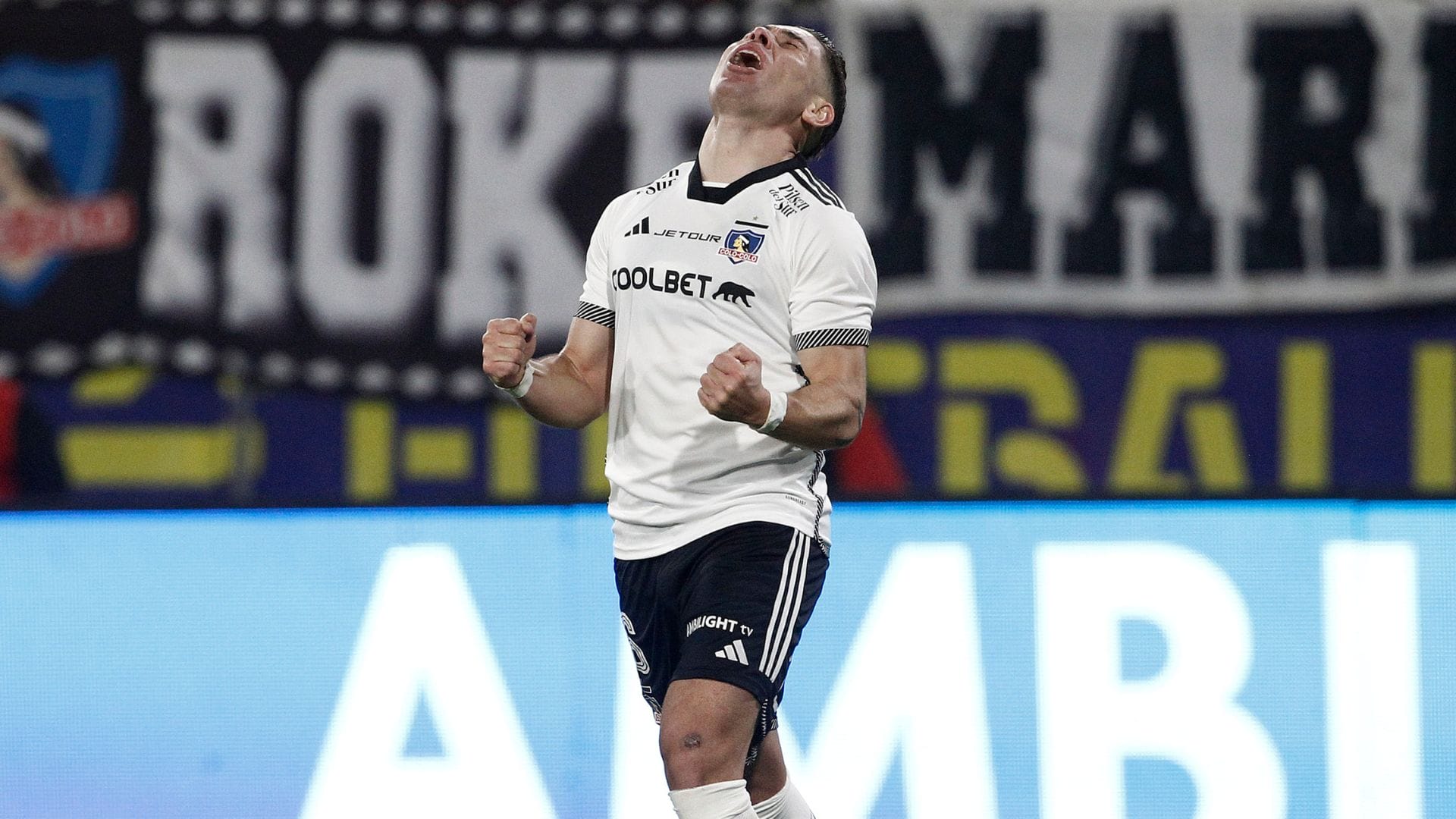 Colo-Colo ganó cómodamente ante Palestino en el duelo de equipos de Libertadores