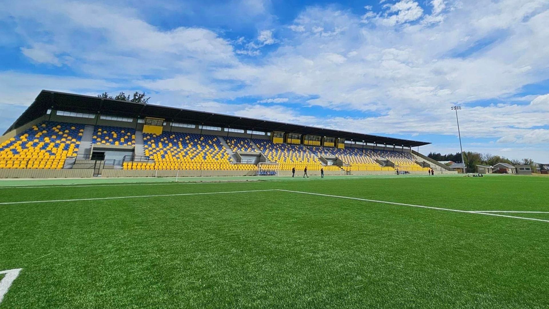 Bajo la nieve: así está la cancha donde debe jugar Huachipato en Punta Arenas