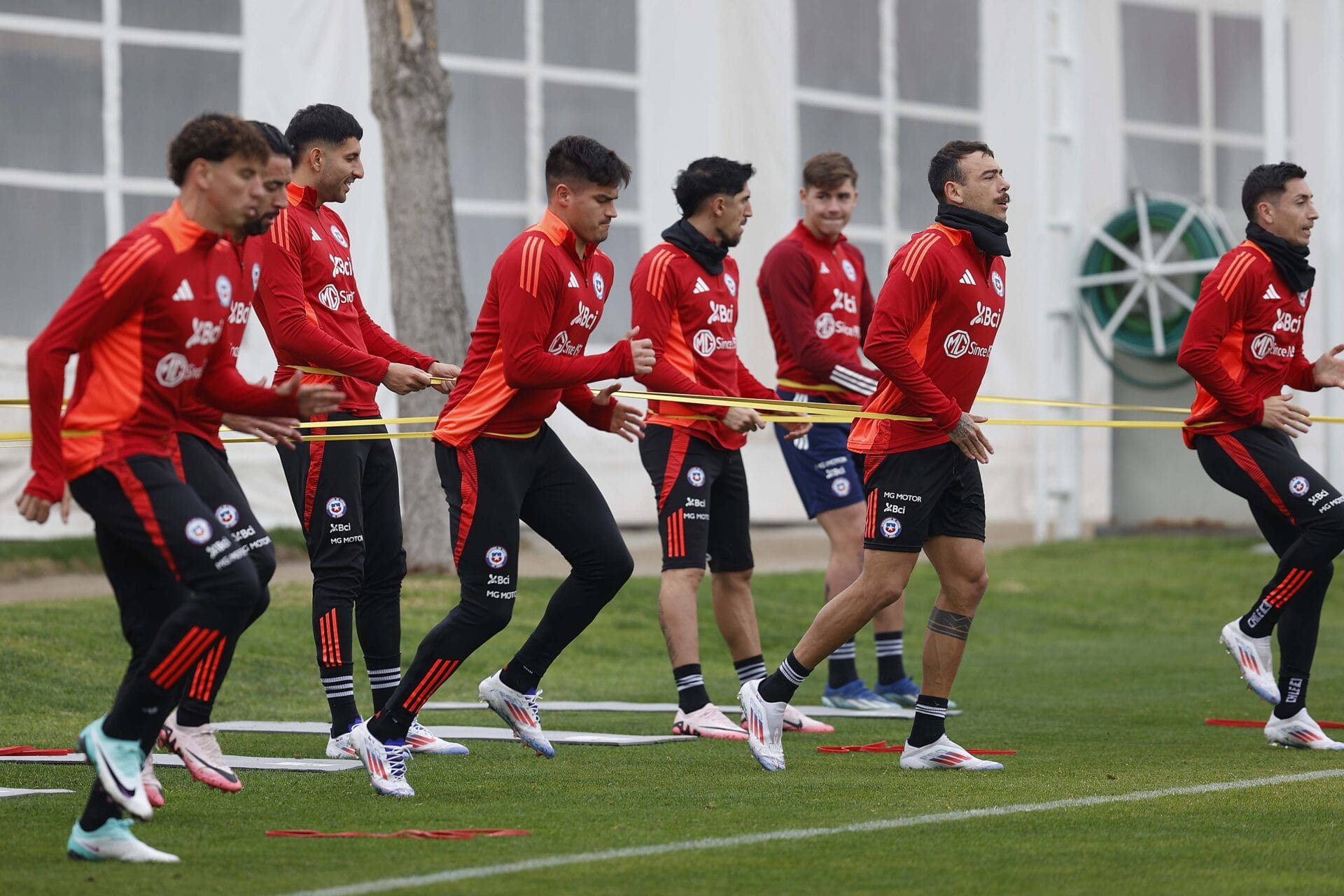 La insólita novedad que han tenido los entrenamientos de la selección chilena