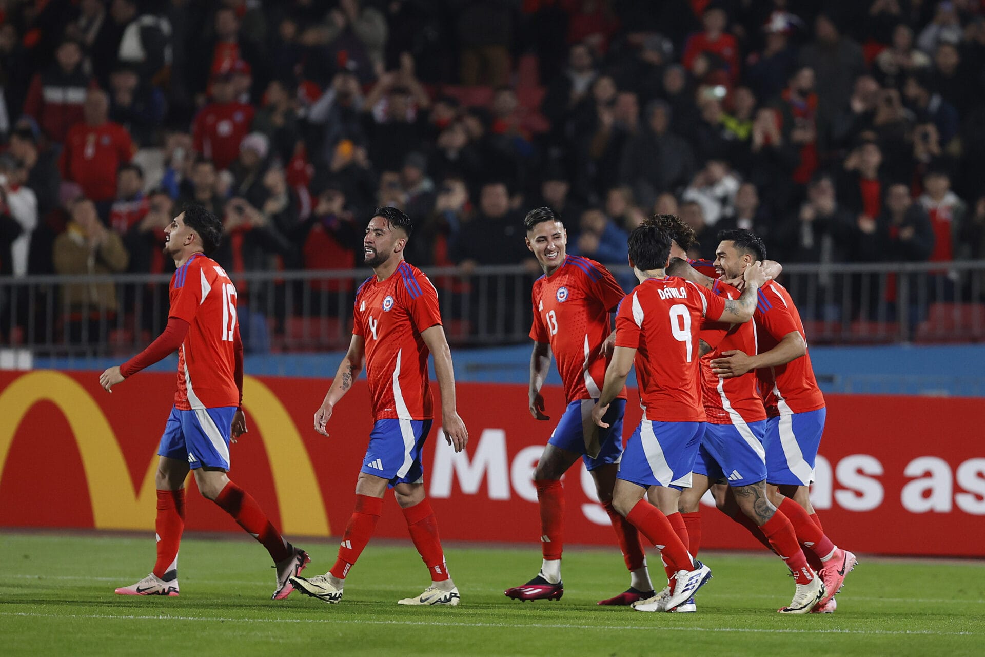 Crack de la “Roja” dedicó goleada a los damnificados en el Biobío