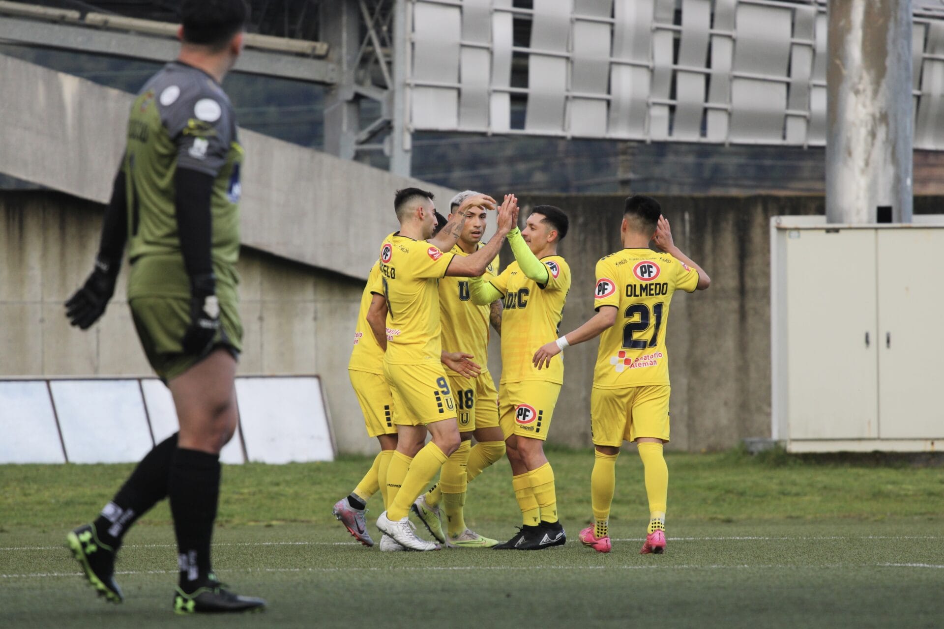 U. de Conce hizo tranquilamente la tarea en Copa Chile