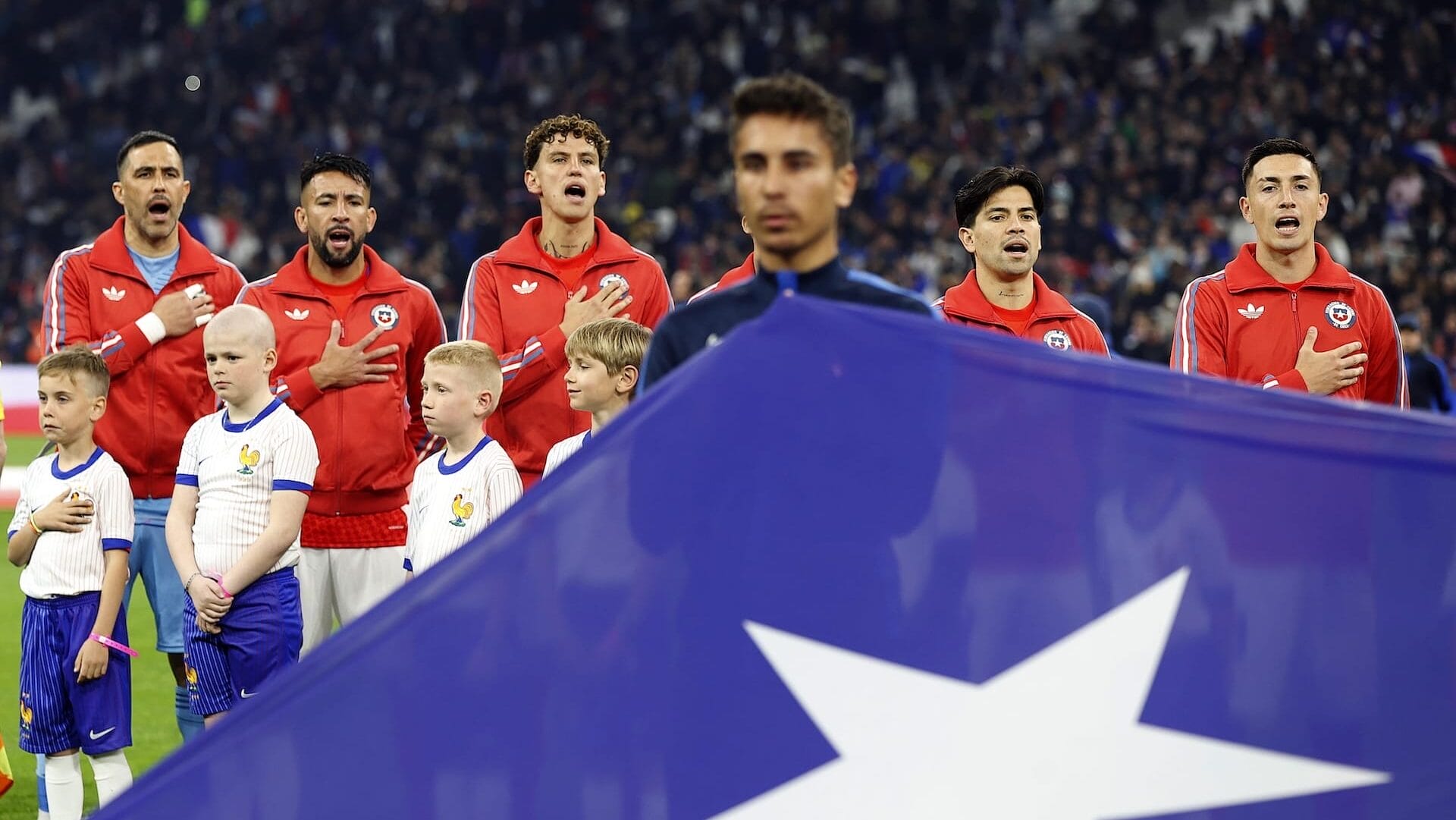 Nuevo pilar de La Roja se ilusiona en retornar al fútbol chileno en el próximo mercado de pases