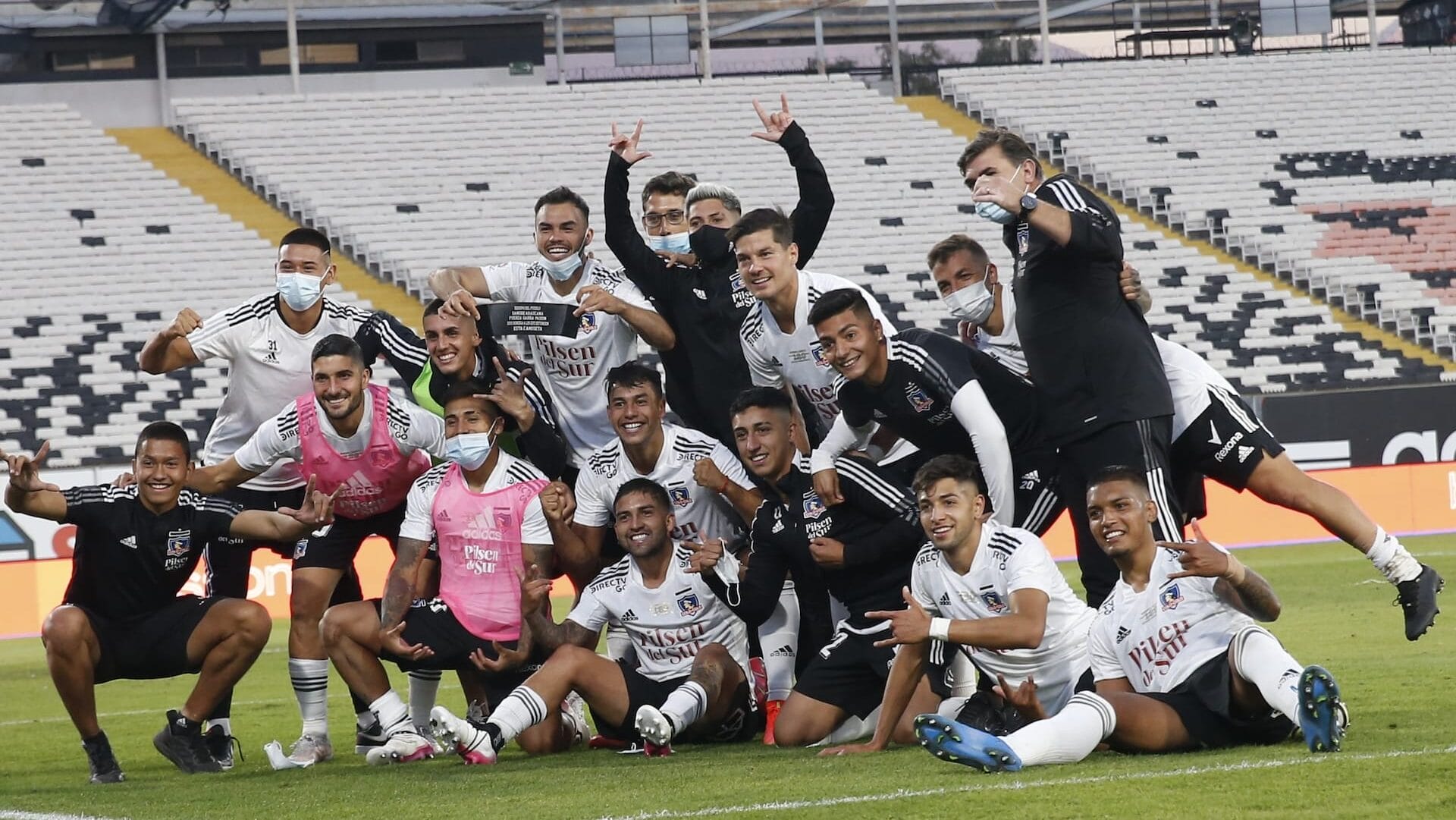 ¡Otro más dirá adiós! Colo Colo sólo pierde jugadores en el mercado de pases