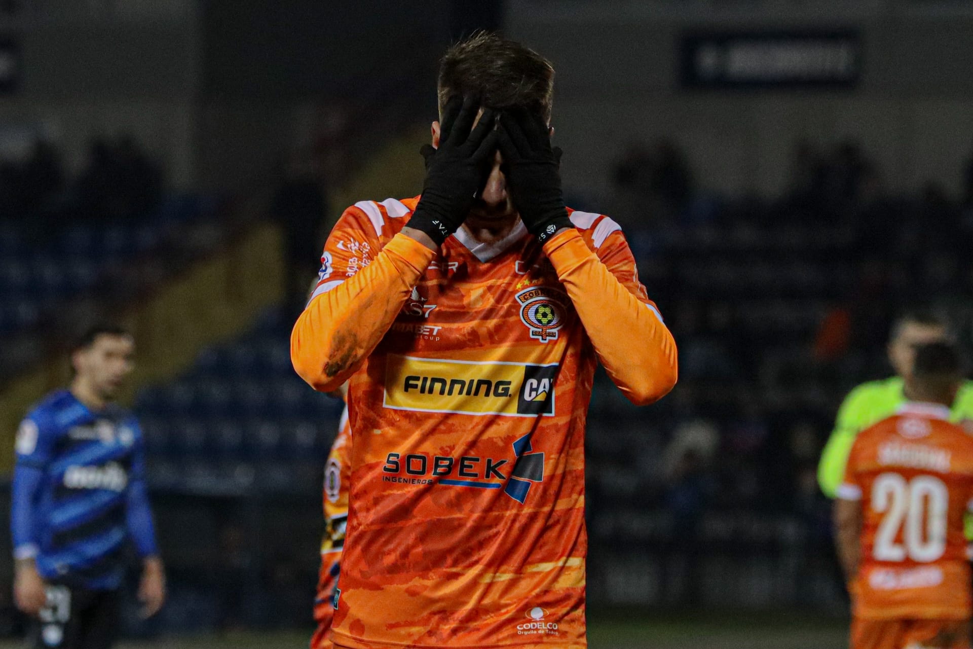 ¡Quedó la grande! Cobreloa sufre con la fuga de un nuevo jugador en el fútbol chileno