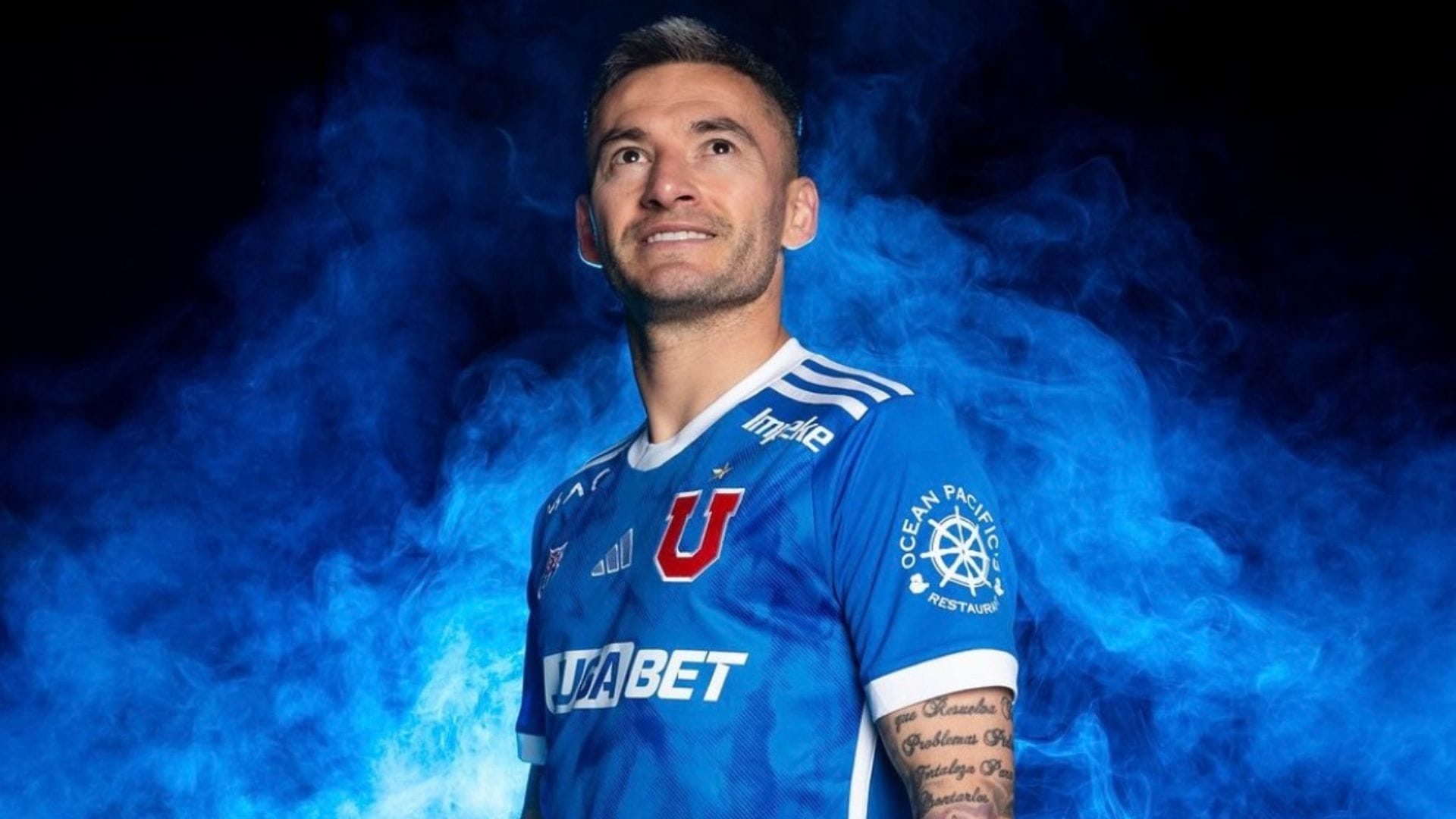 “Vuelve el más dorado de la generación”: David Pizarro abre polémica por Charles Aránguiz
