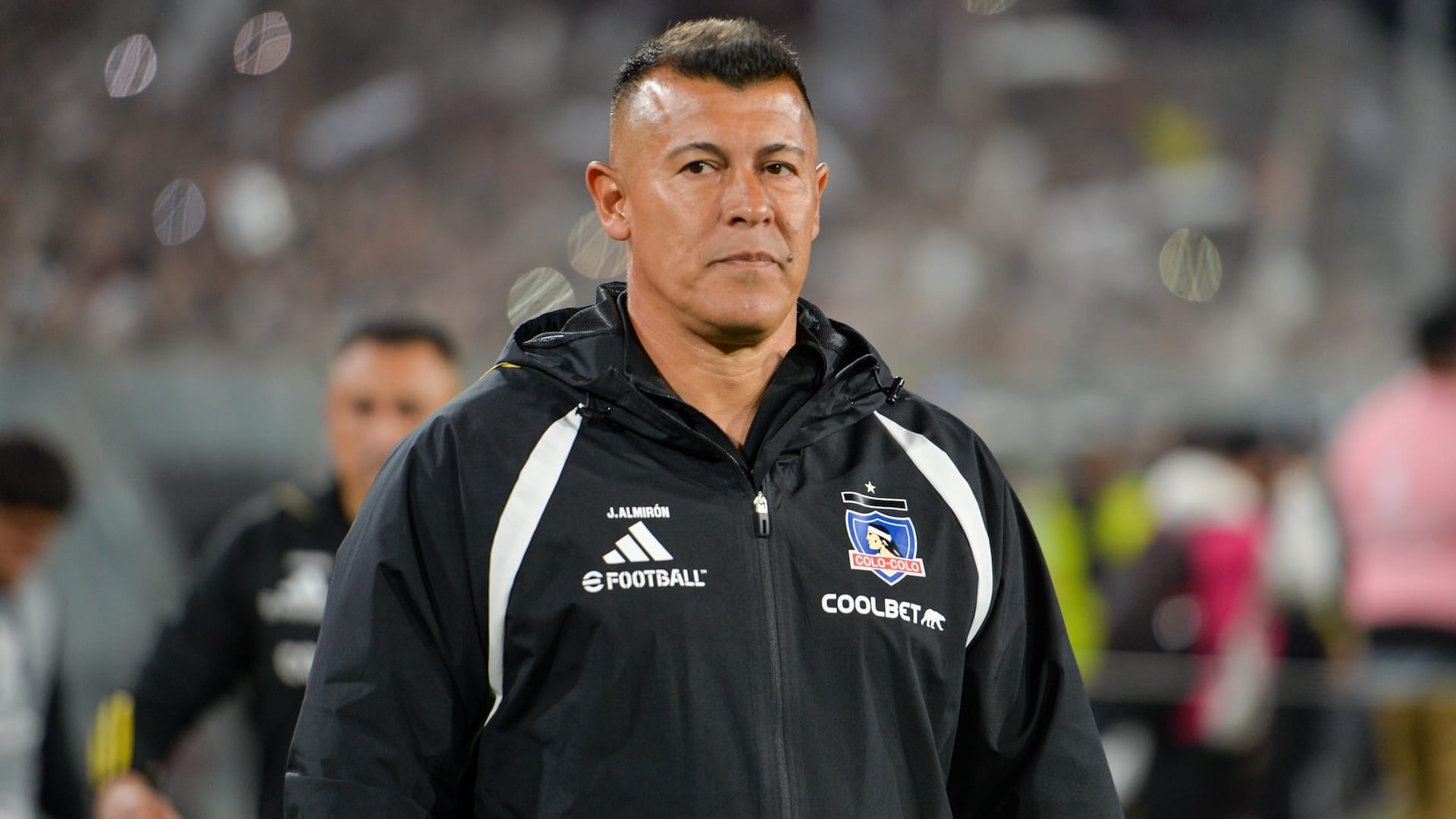 “Indignante, una vergüenza”: los potentes dardos de Jorge Almirón contra Universidad de Chile