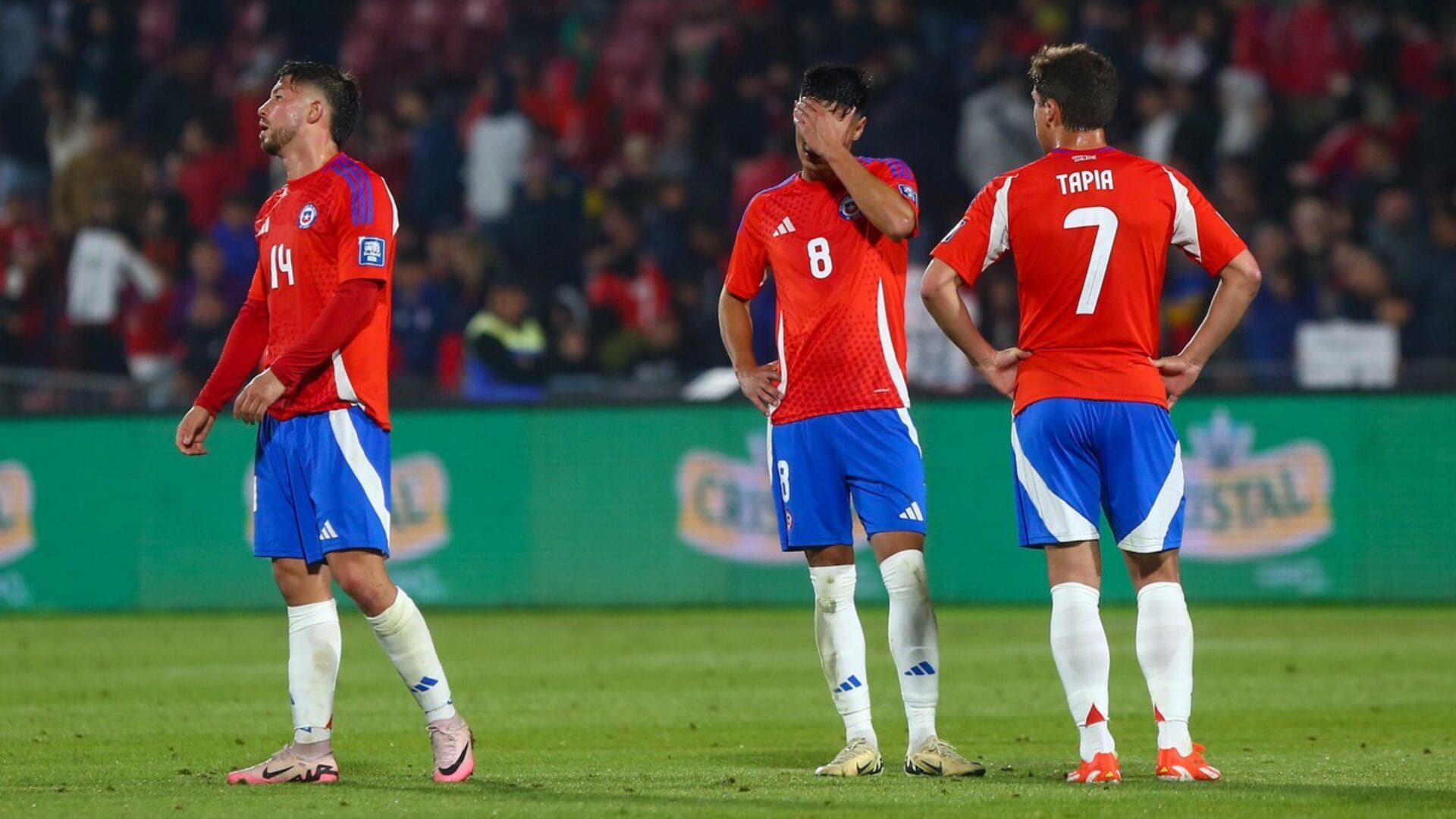 ¡Siguen las bajas! La Selección Chilena pierde a otro jugador para el duelo en Barranquilla