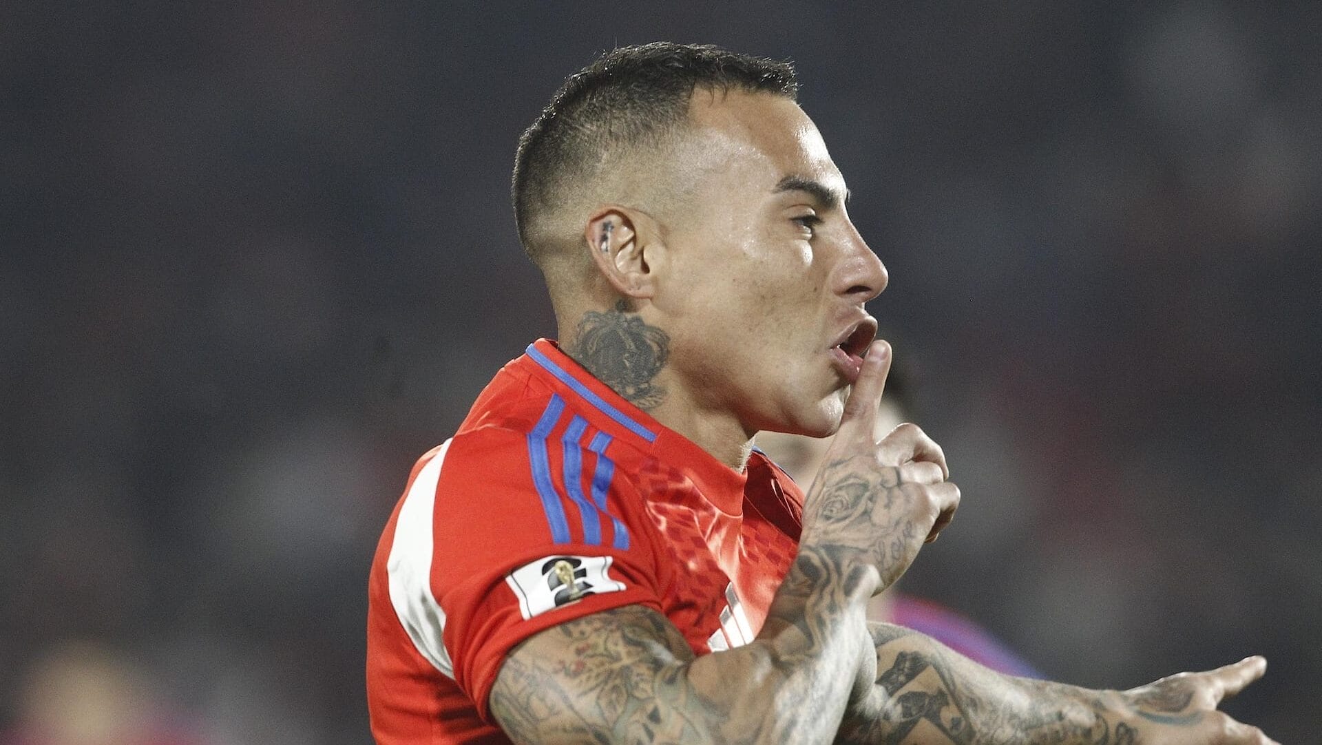 ¡No vuelve a la U! El gigante mundial que va por Eduardo Vargas en el mercado de pases