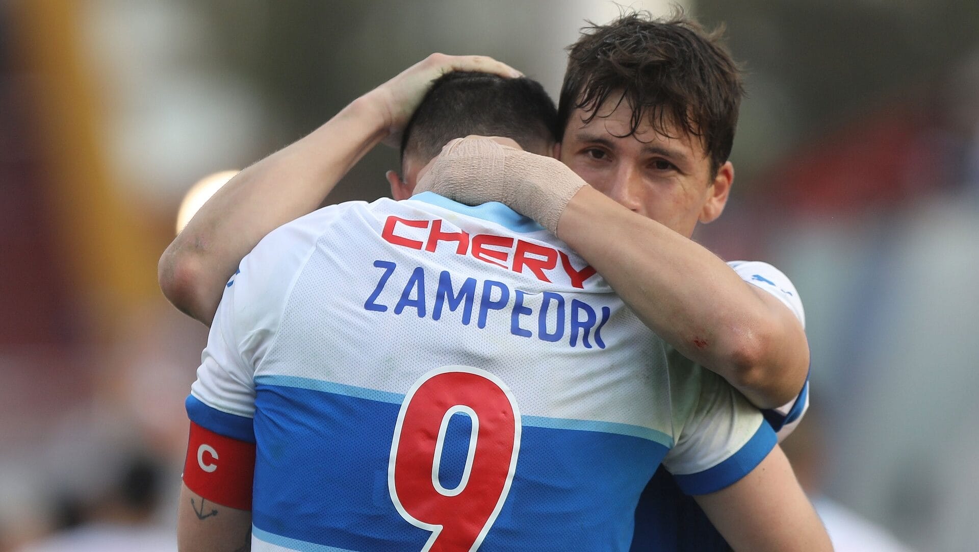 Universidad Católica se lanza en el mercado de pases en la búsqueda de laterales y un goleador