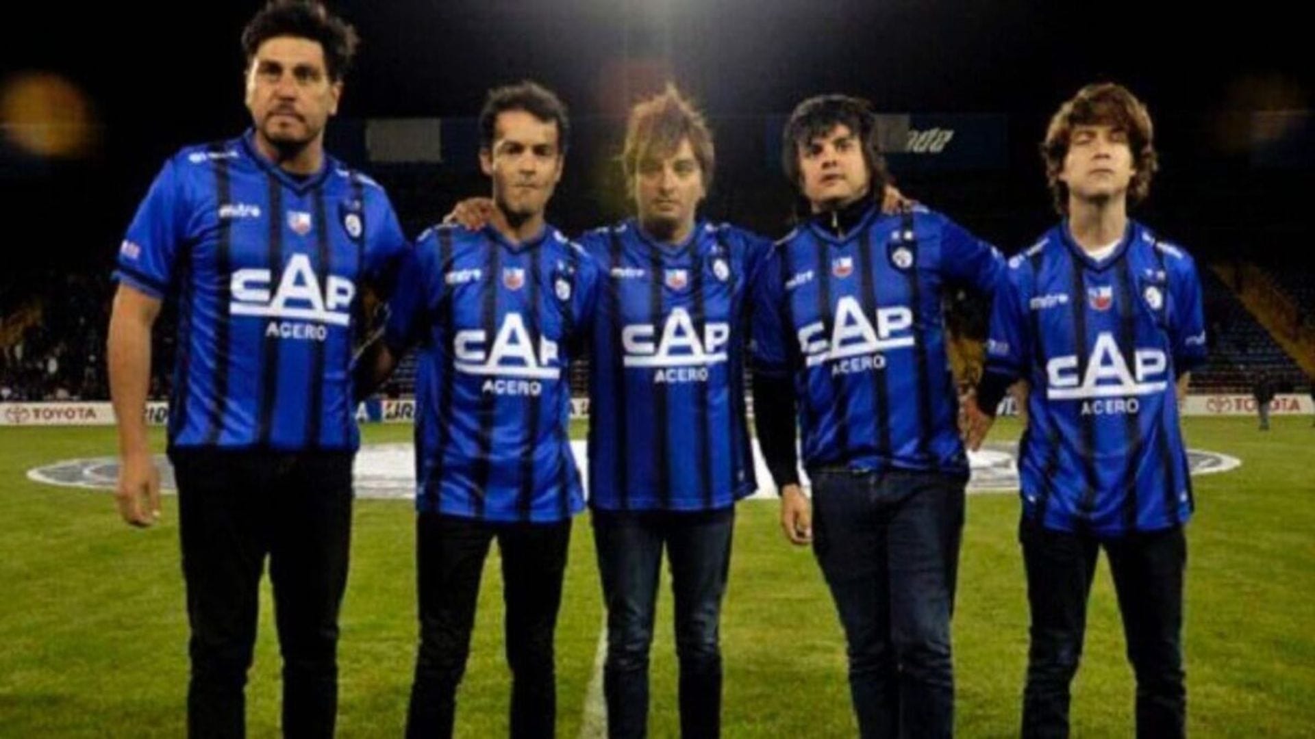 “Me imagino a Los Bunkers en la camiseta de Huachipato”: el sueño del nuevo controlador acerero