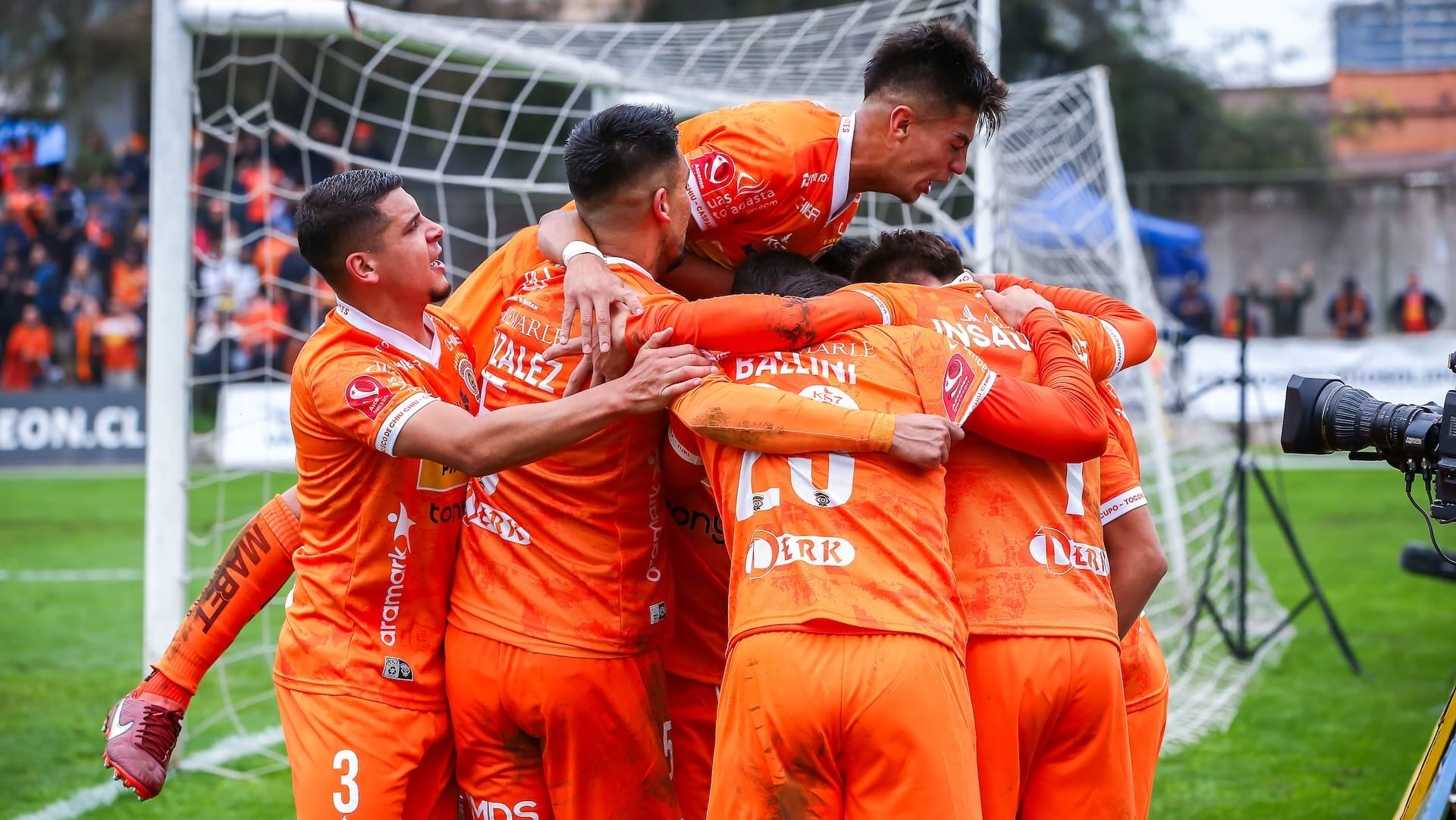 Cobreloa apela a un viejo conocido extranjero del DT para dar el gran golpe en el mercado de pases