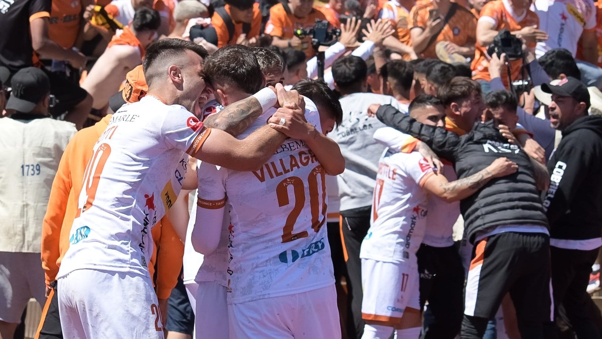 Los regalos de Navidad que están a una firma de llegar a Cobreloa en el mercado de pases