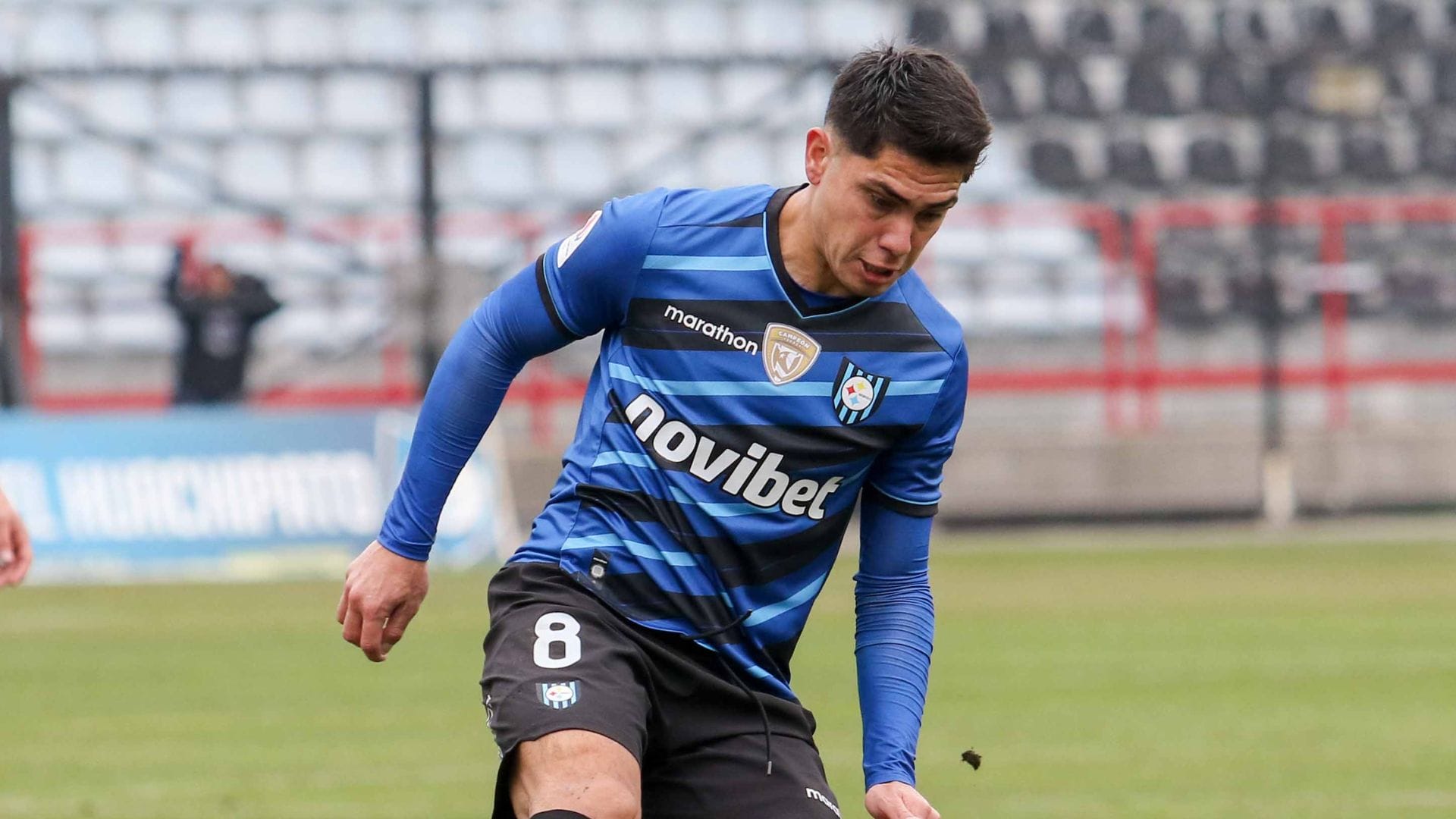 ¡Ya es azul! Gonzalo Montes fue presentado como el segundo refuerzo azul