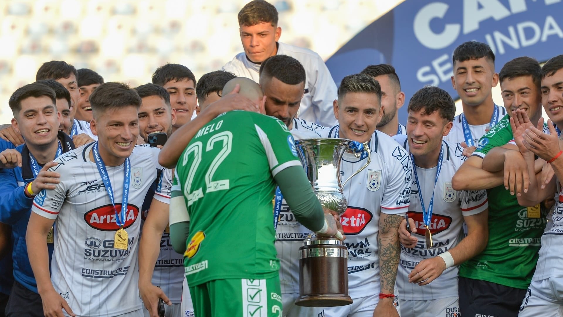 Oficial: Universidad Católica firma en el mercado de pases a jugador que se cansó de criticar a Deportes Concepción