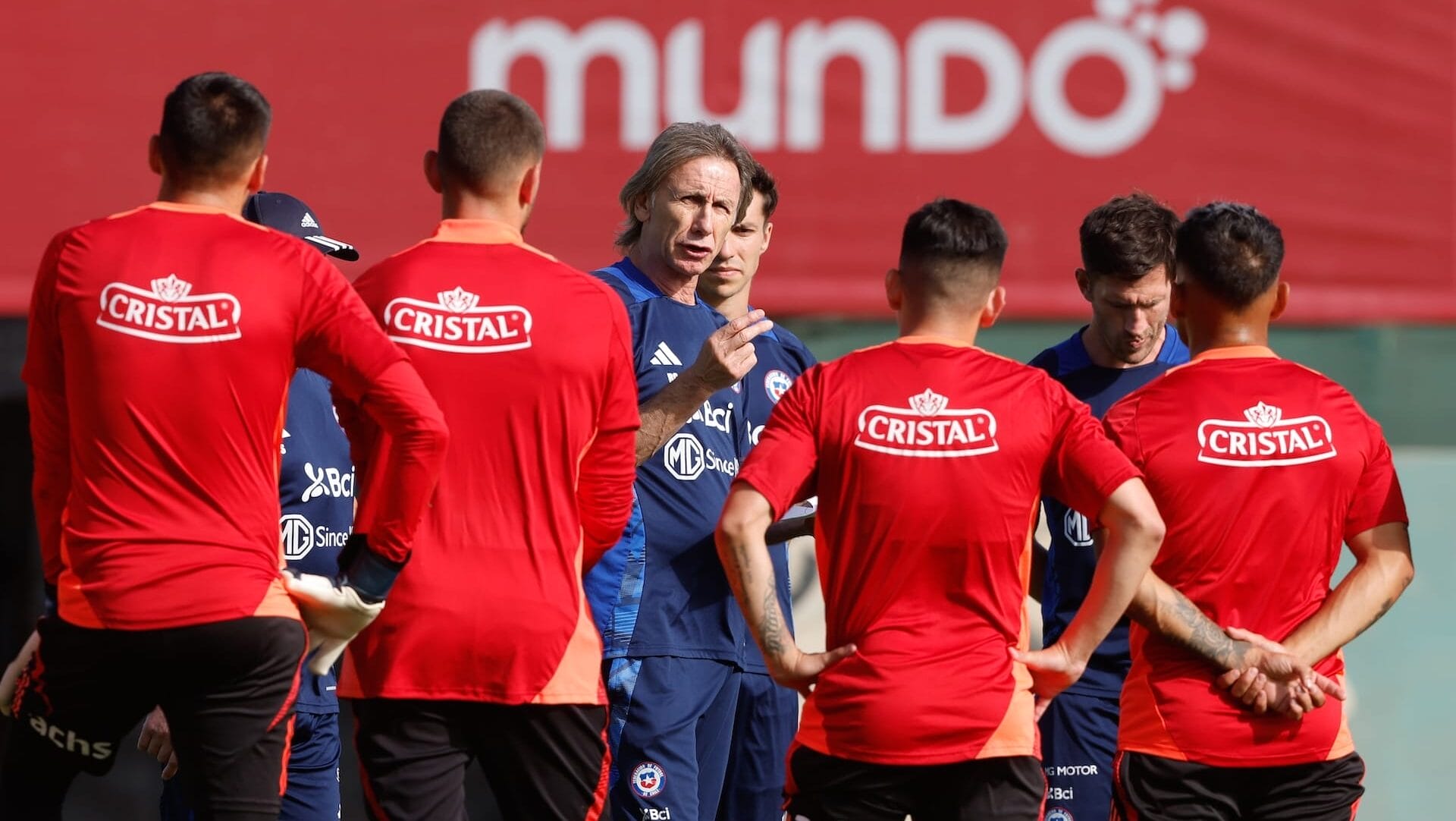 ¡Golpe de nocaut! Crack de Huachipato queda fuera de La Roja y la mufa no deja tranquilo a Ricardo Gareca