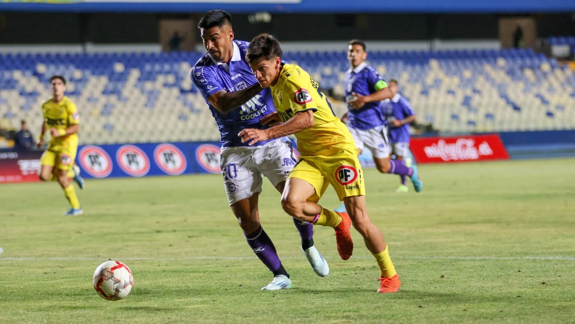 ¡A lo Victorino! UdeConce se la juega por dos jóvenes en el mercado de pases y debutan ante Deportes Concepción