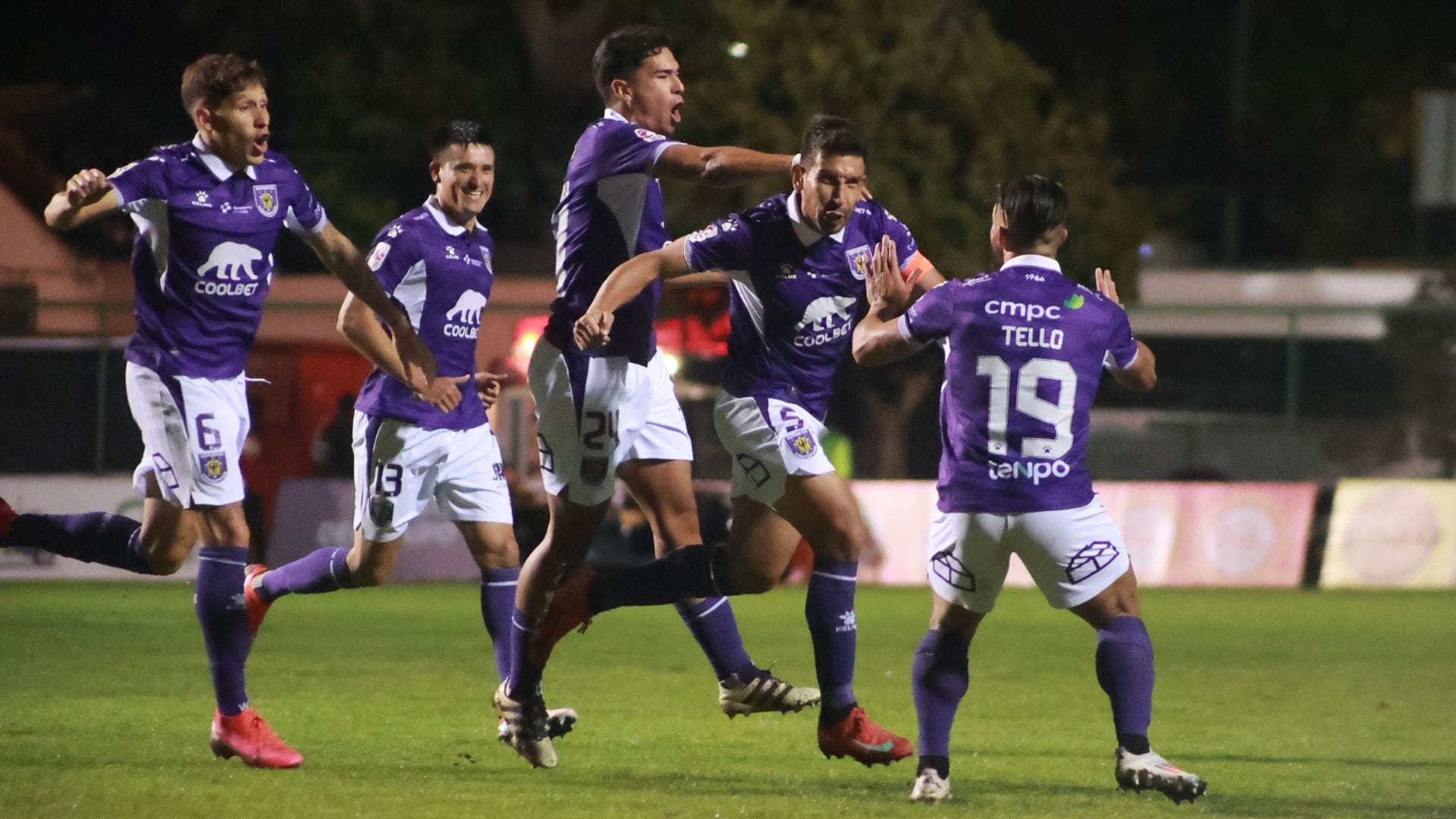 “Lo hizo muy bien”: el retorno de Jonathan Espínola a la cancha en Deportes Concepción tras más de ocho meses
