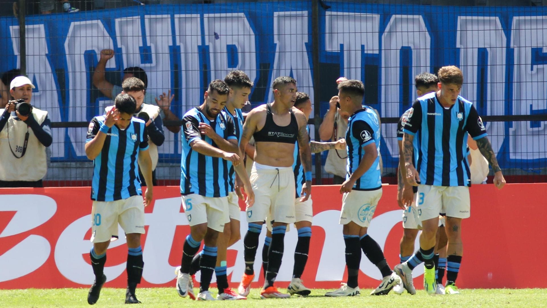 Lamenta lesionados: Huachipato busca seguir en la parte alta visitando a Unión La Calera