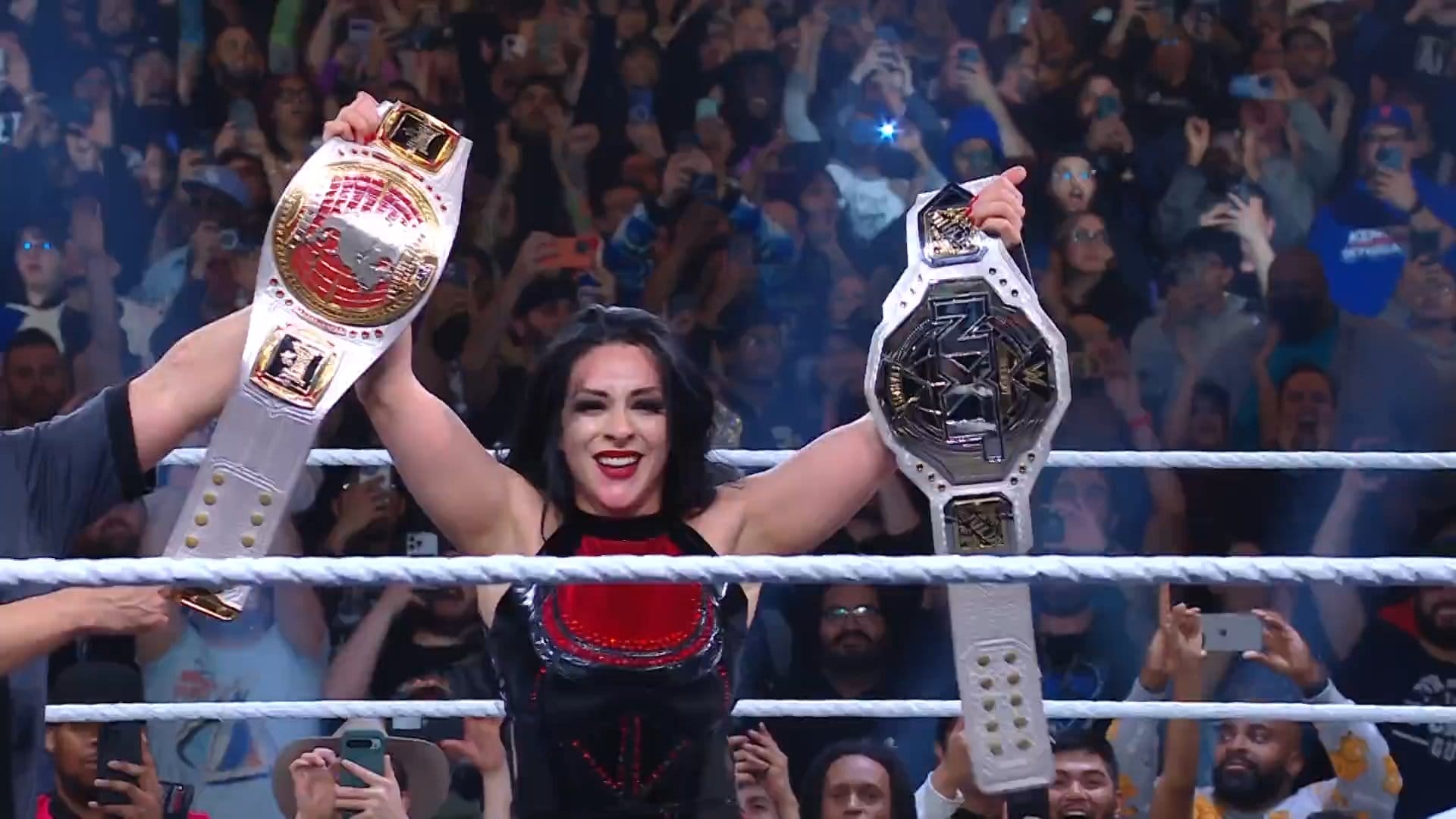 ¡Histórica! Stephanie Vaquer es la doble campeona de la WWE NXT
