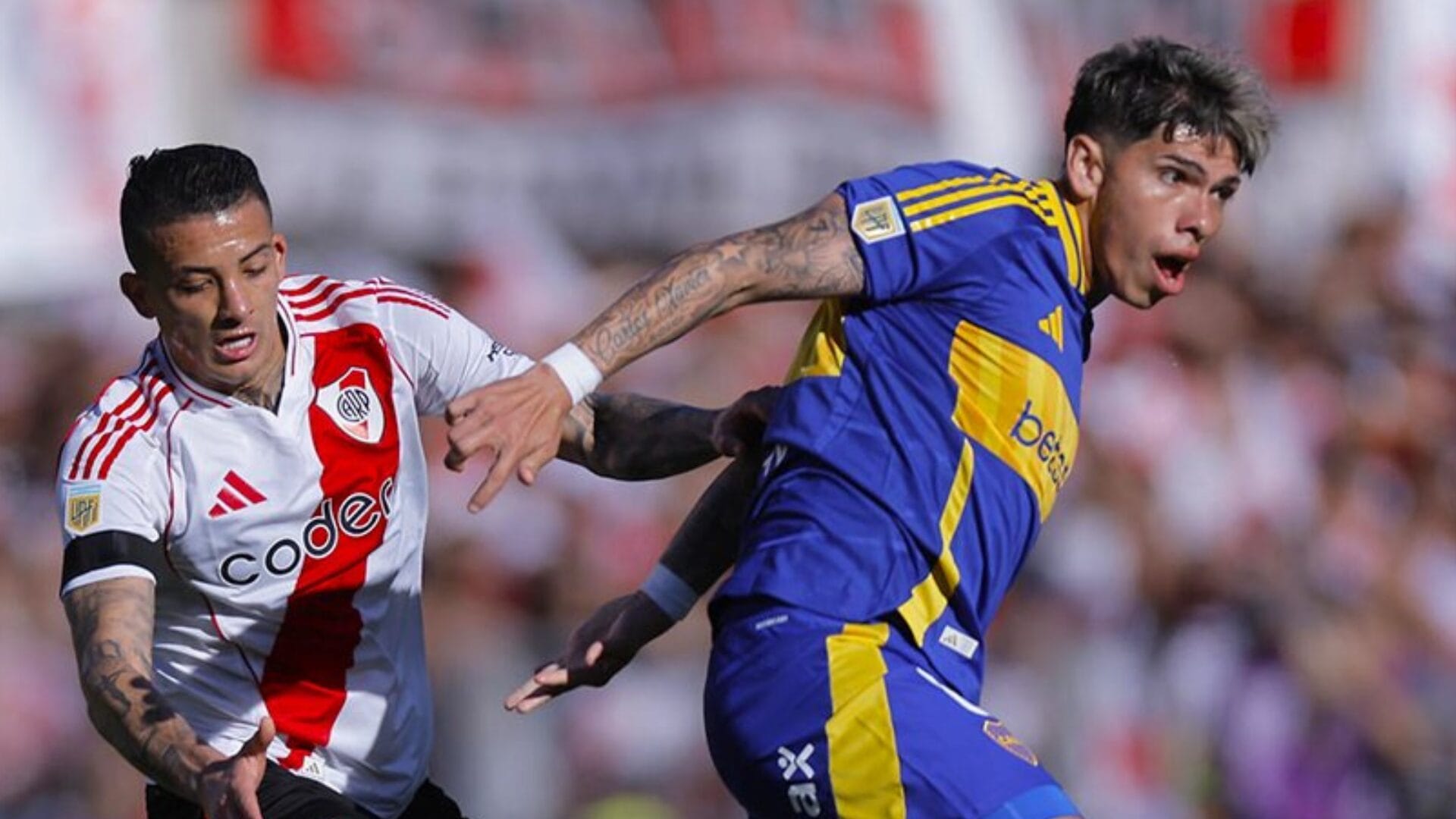 Carlos Palacios sigue sin pasarlo bien en Boca Juniors y vuelven a perder la paciencia: “Es un irresponsable”