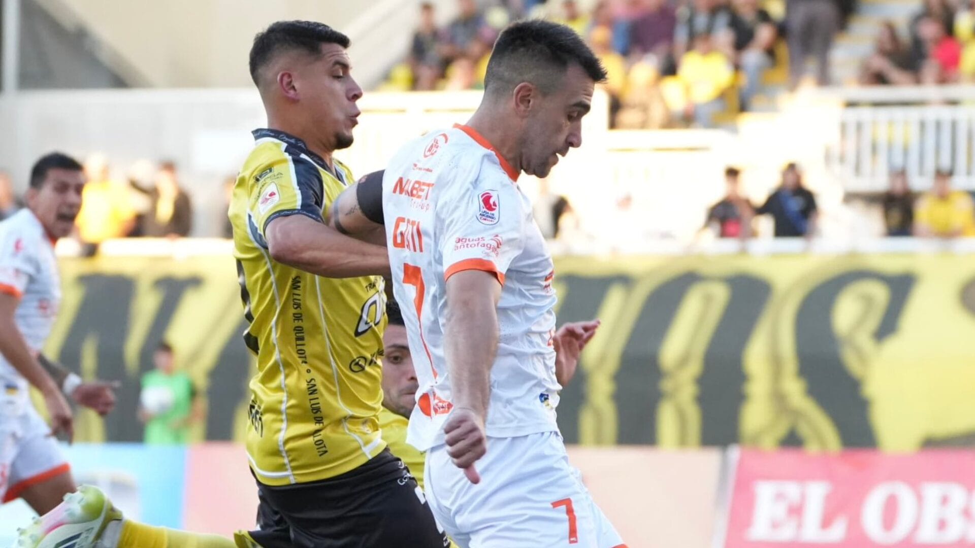 La electrizante disputa que protagonizaron Cobreloa y San Luis por la Liga de Ascenso