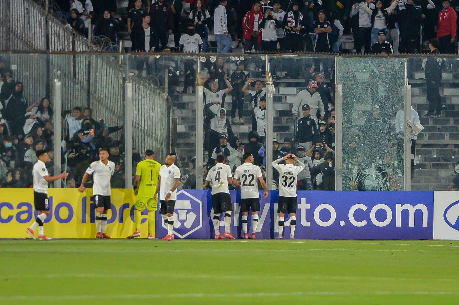 La drástica decisión de Colo Colo: Blanco y Negro suspende las actividades del Centenario del club en el fútbol chileno