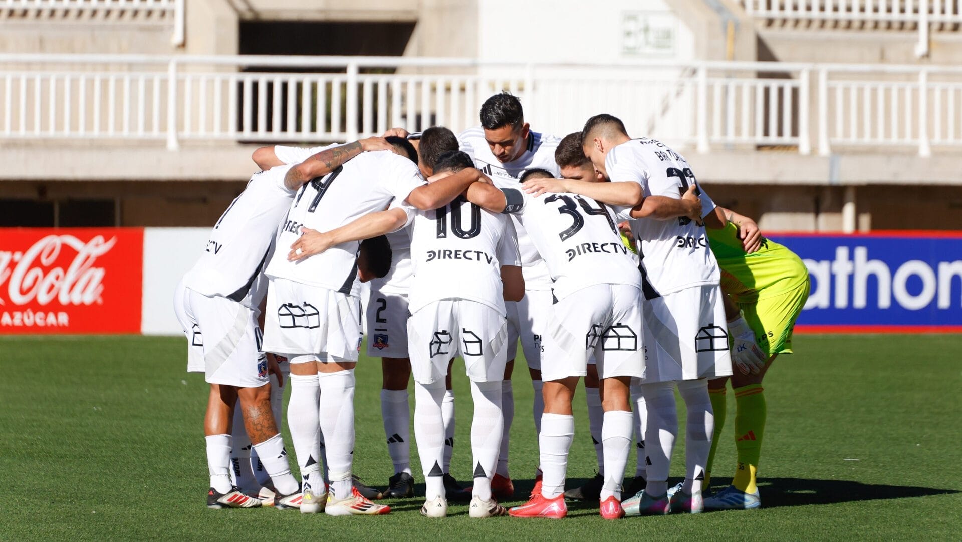 ¡Terremoto albo! Revelan una serie de peleas entre cracks de Colo Colo que agravan fracaso en Libertadores