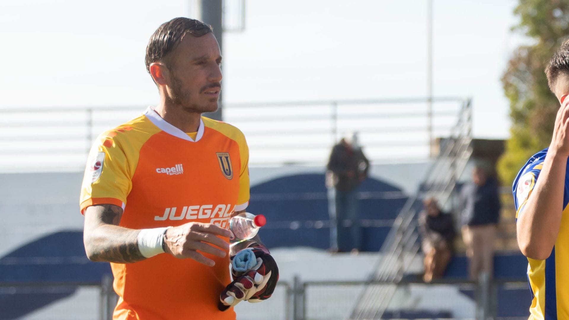 Cristian Campestrini pone el pecho ante el complicado momento de la U. de Conce en Primera B